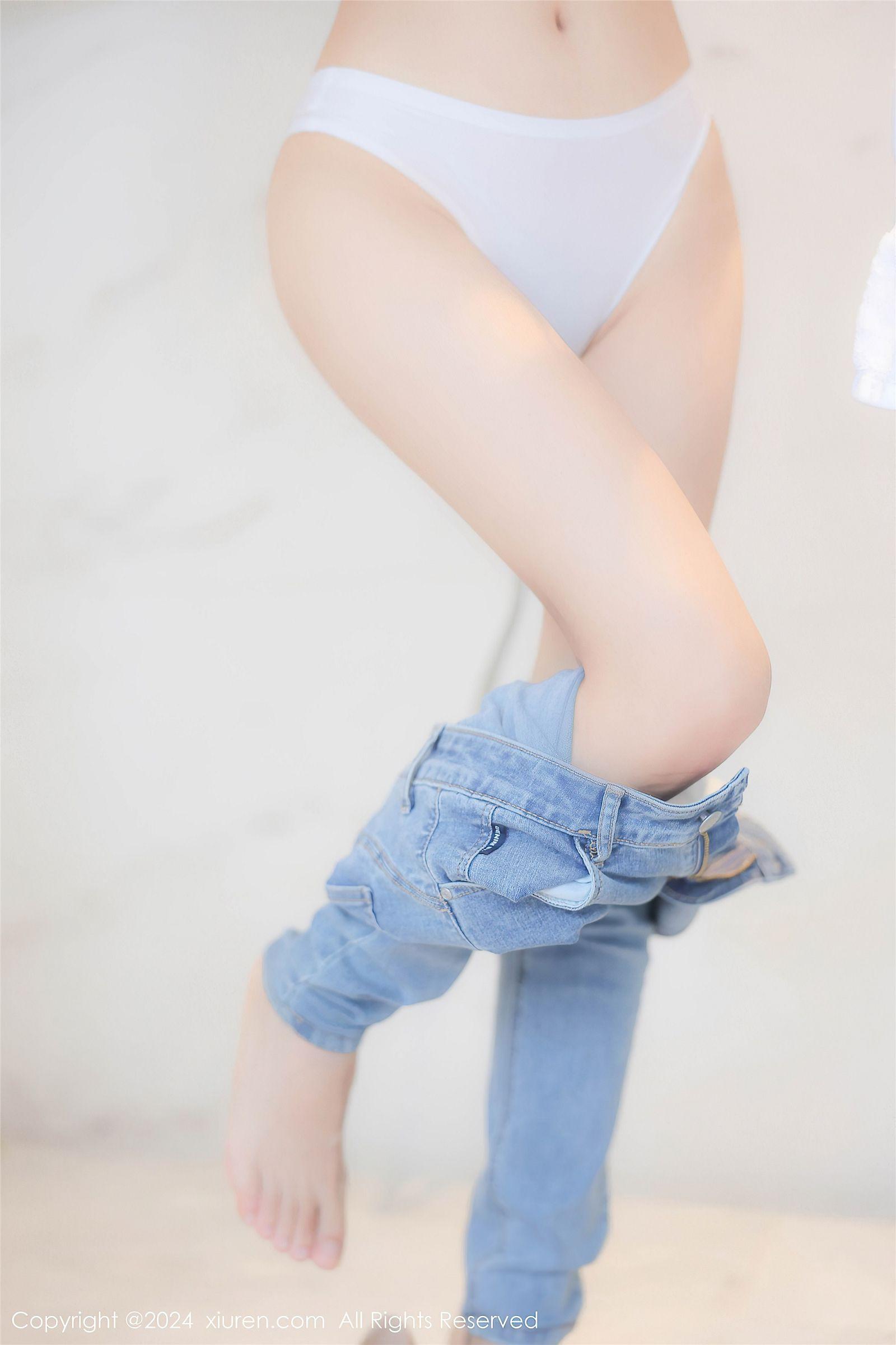 [XIUREN秀人网] 2024.04.29 NO.8467 周周不吃香菜_p039