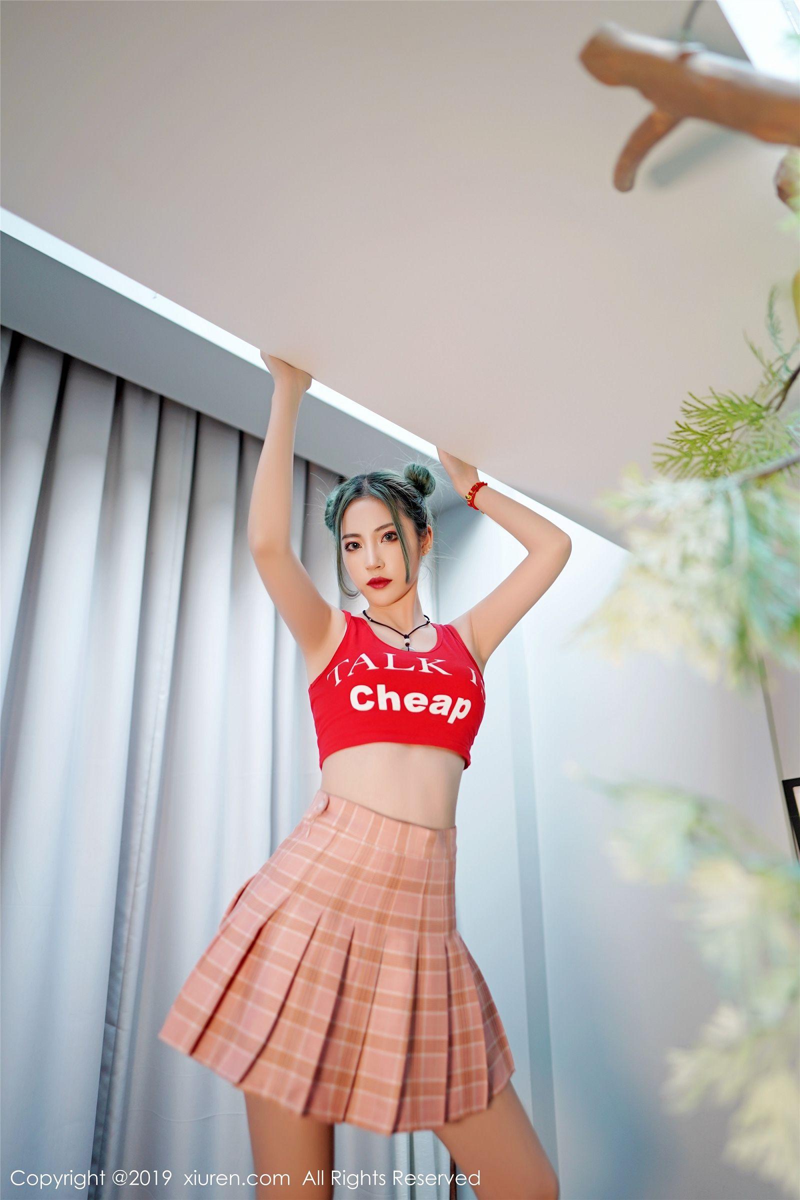 [XIUREN秀人网] 2019.07.16 NO.1550 拥有清秀的容颜与曼妙的身材 贾诗晗_p014