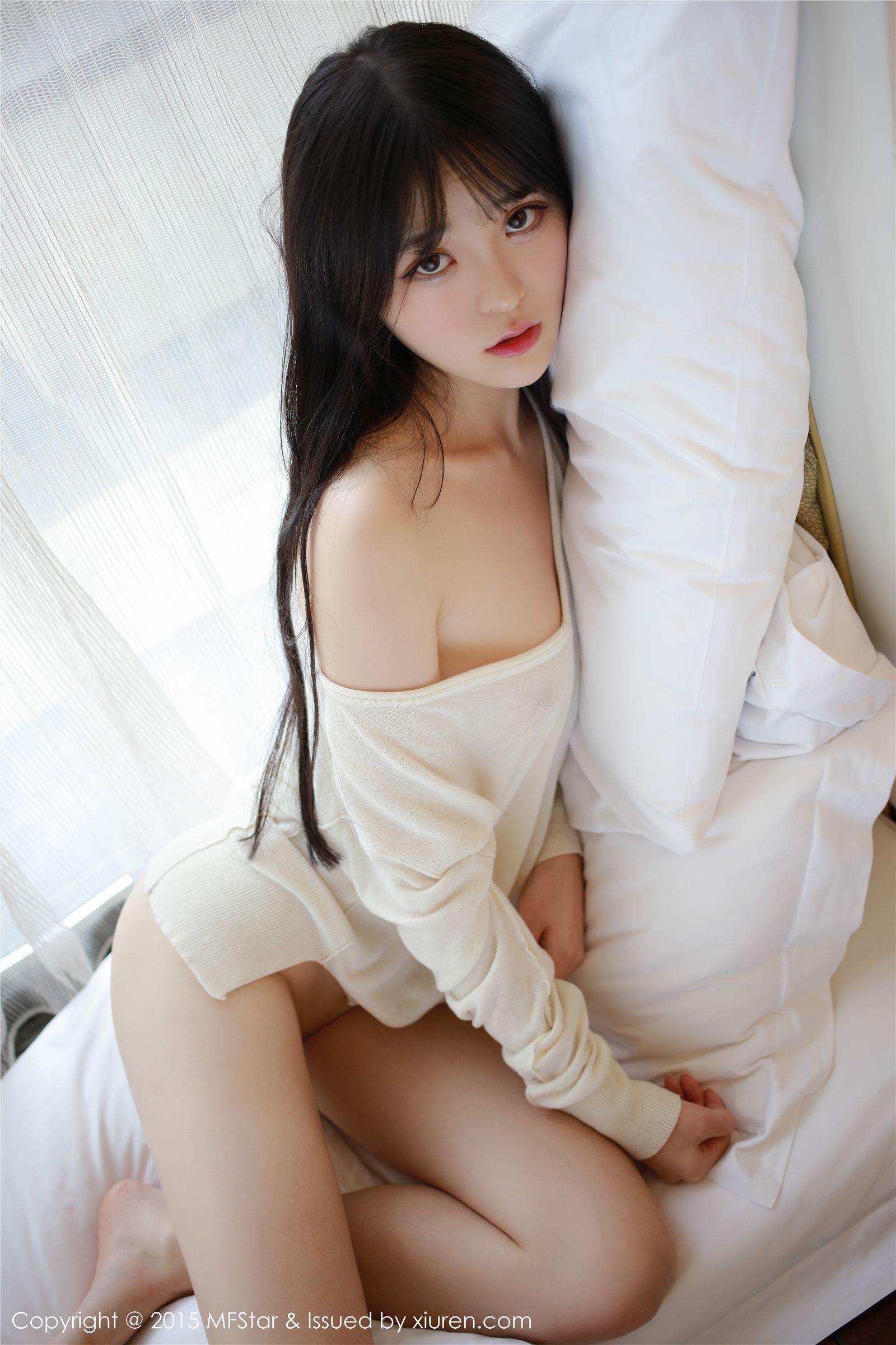 [模范学院美女] 2015.10.17 Vol.029 伊小七MoMo 首次旅拍的首套写真_p017