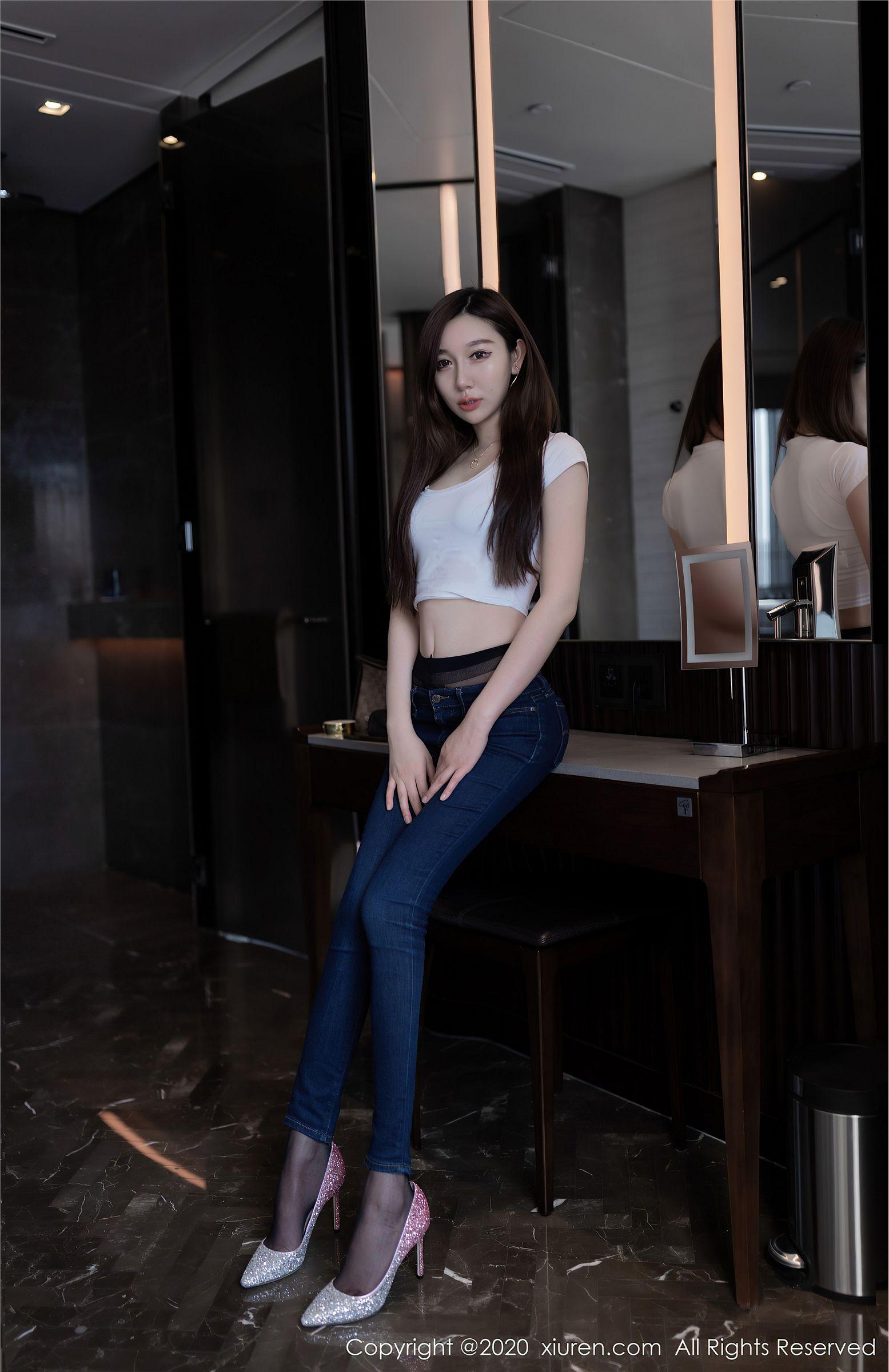 [XIUREN秀人网] 2020.08.05 NO.2406 Victoria志玲_p040