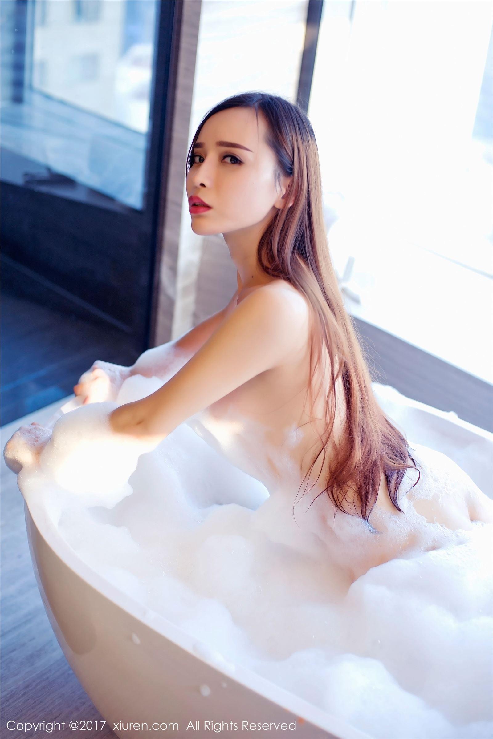 [秀人XIUREN] 2017.12.08 NO.866 艾小青_p024