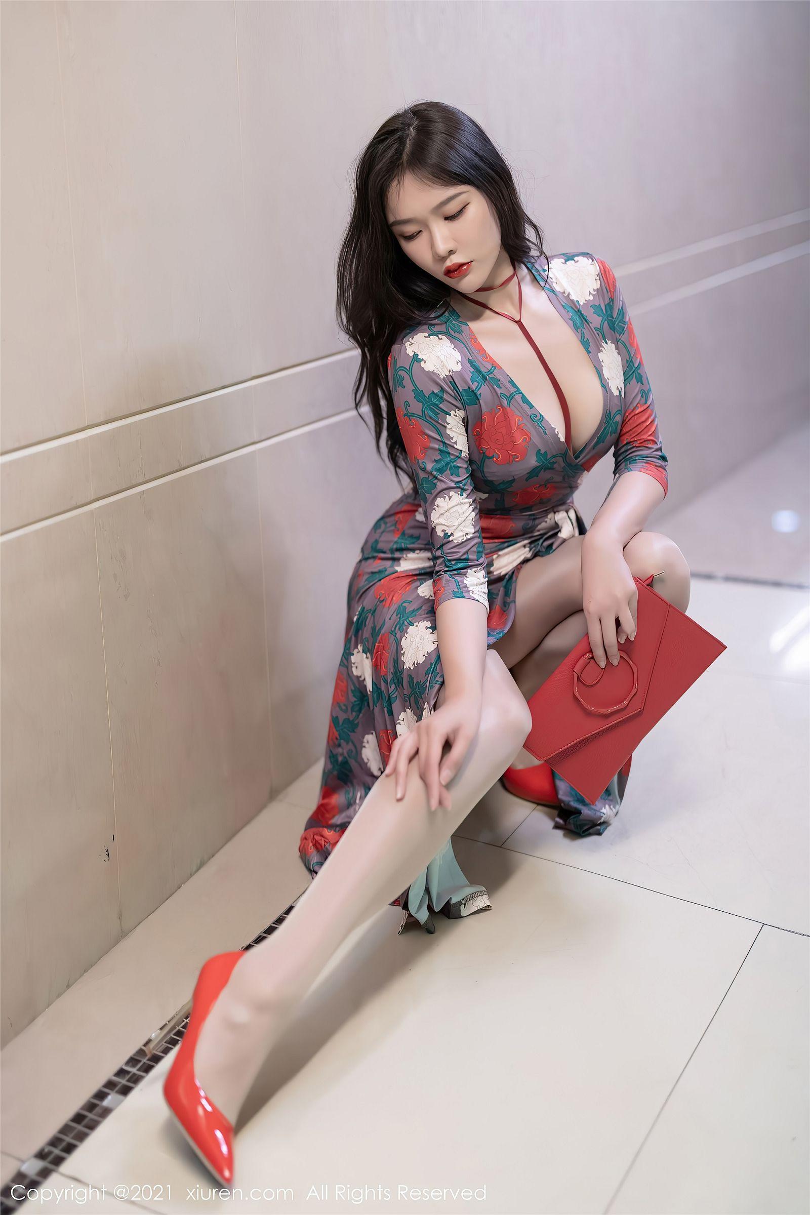 [XIUREN秀人网] 2021.06.21 NO.3562 娜比_p012