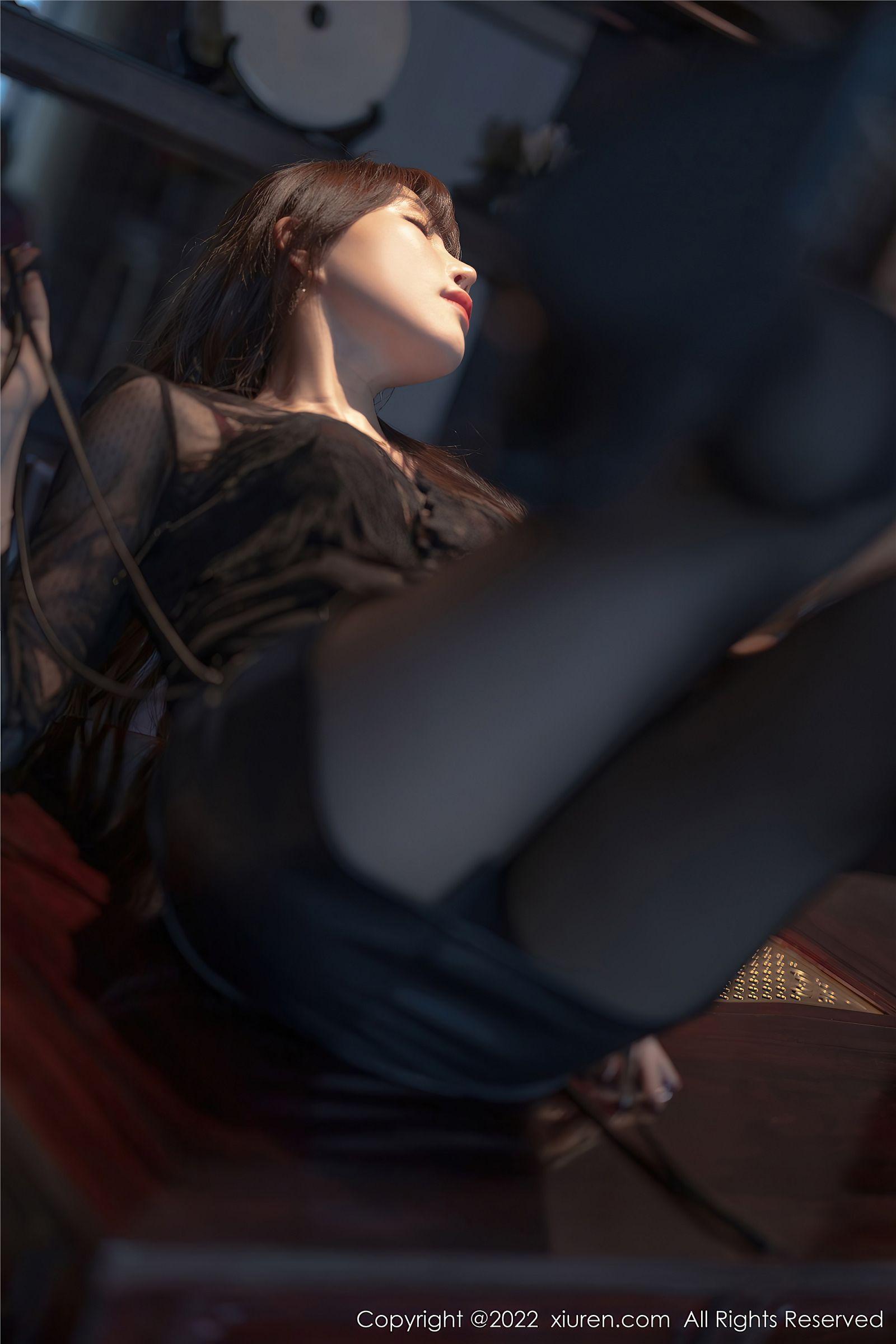 [XIUREN秀人网] 2022.01.13 NO.4462 芝芝Booty_p014