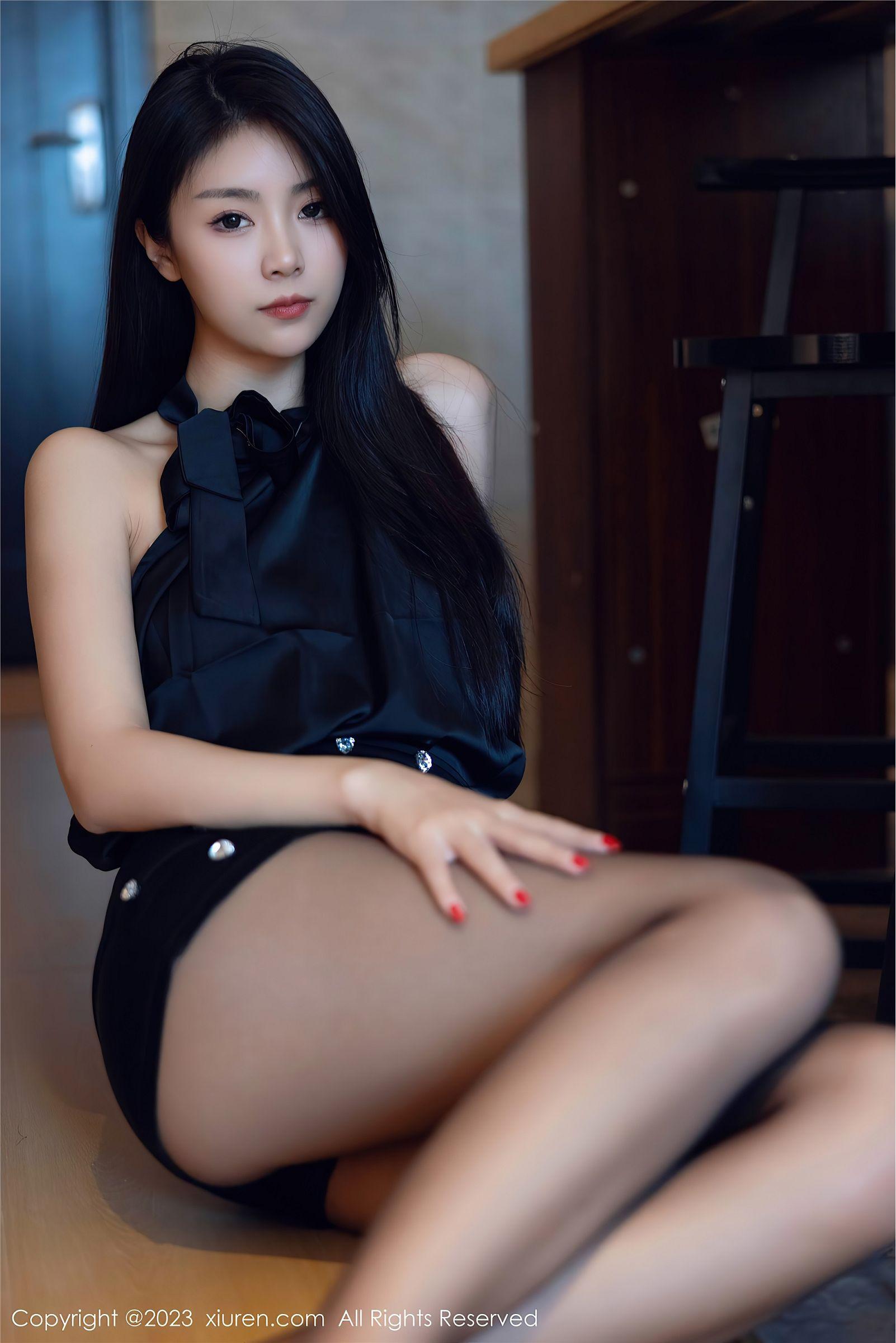[XIUREN秀人网] 2023.10.19 NO.7535 可樂Vicky_p075
