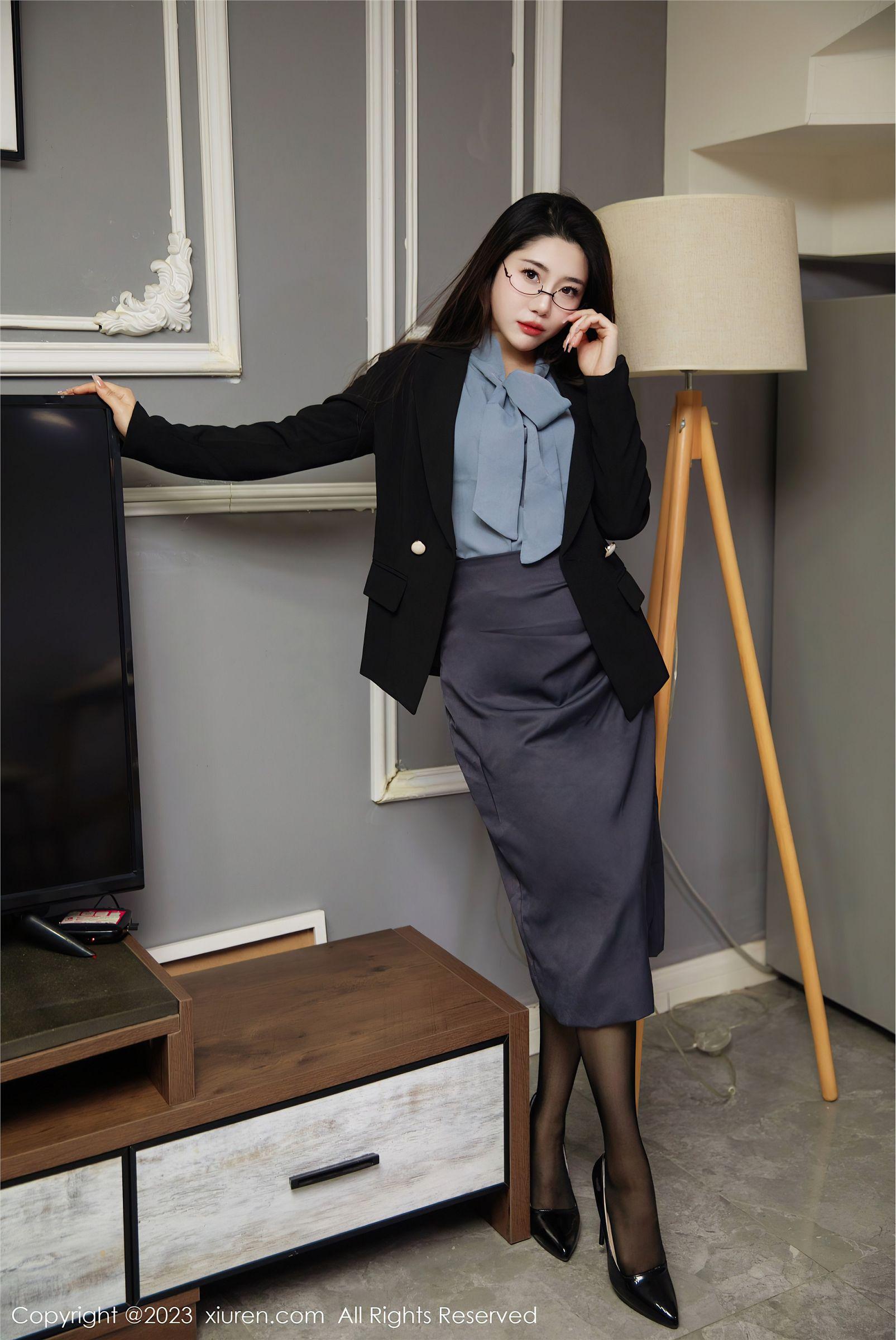 [XIUREN秀人网] 2023.08.03 NO.7179 严利娅Yuliya_p056