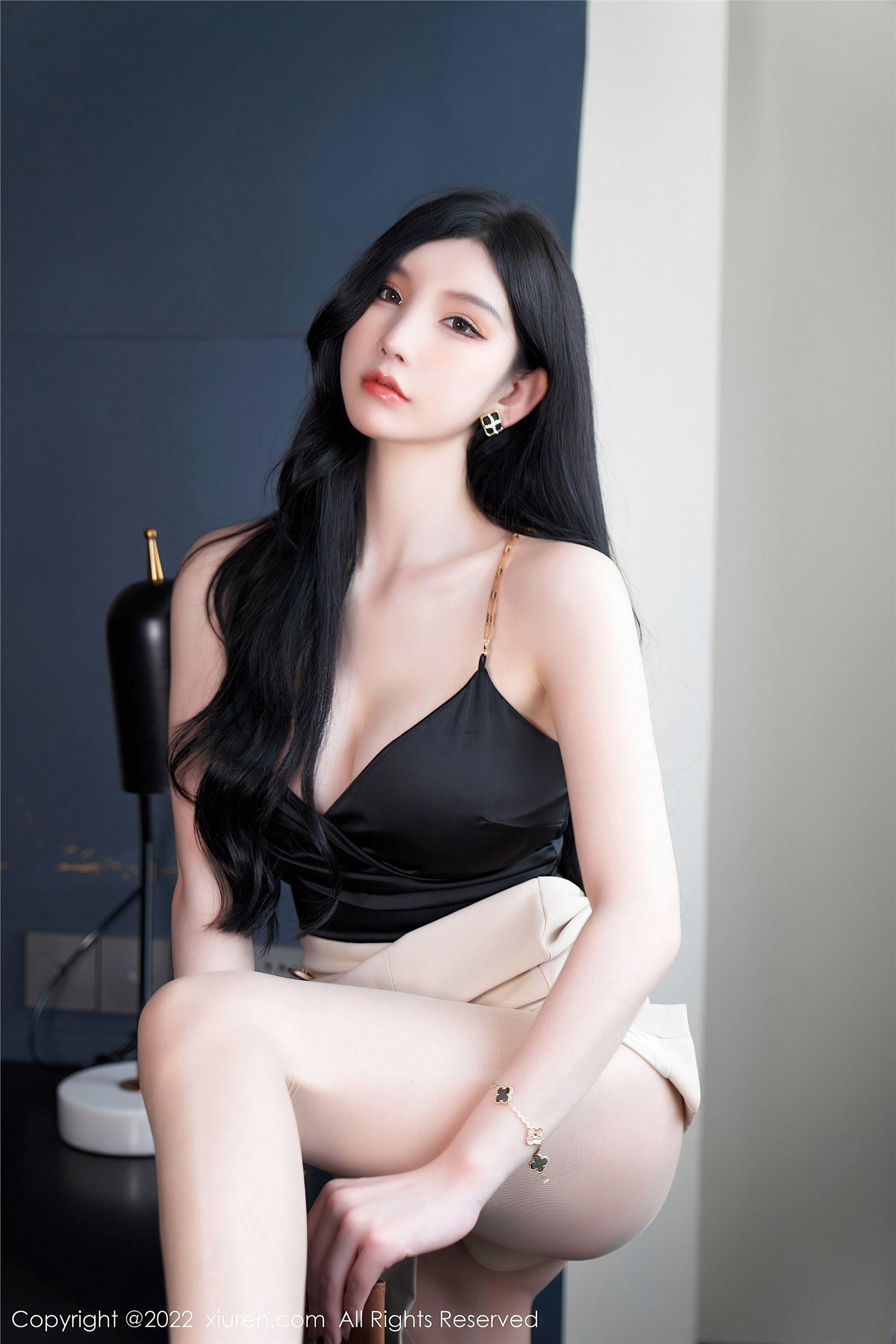 [XIUREN秀人网] 2022.05.27 NO.5071 周于希Sally_p032