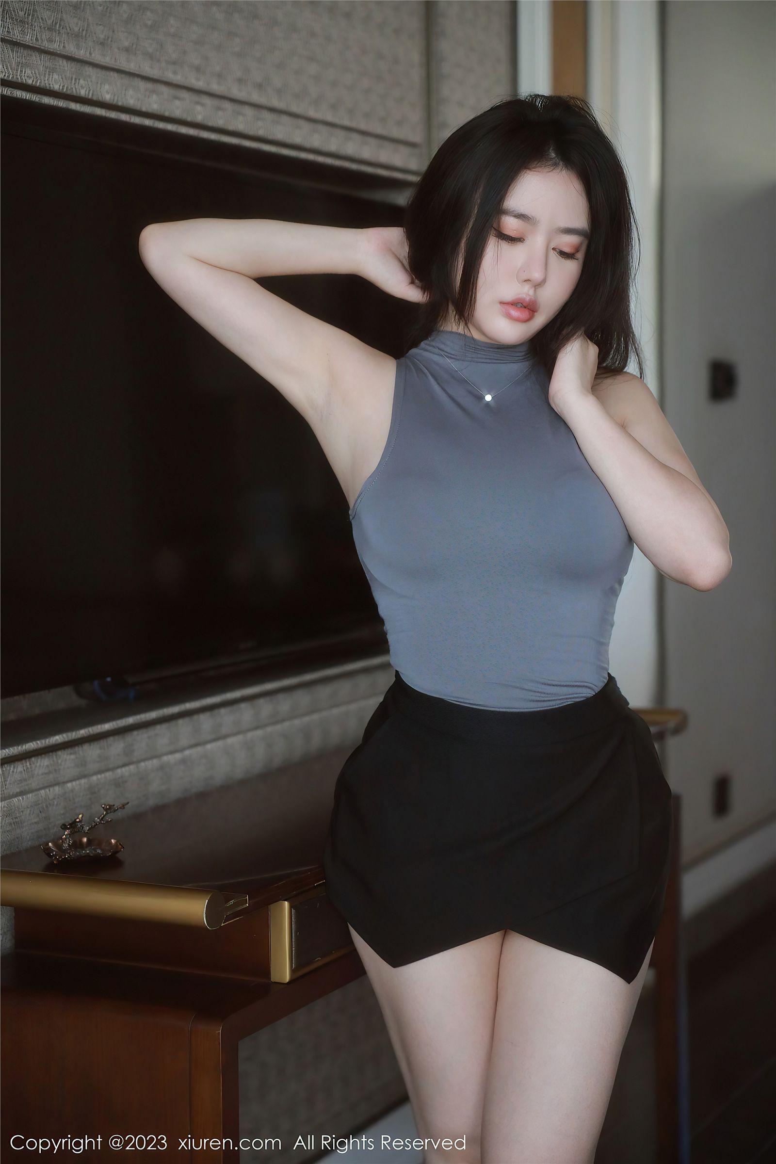 [XIUREN秀人网] 2023.04.27 NO.6648 玛鲁娜Manuela_p033