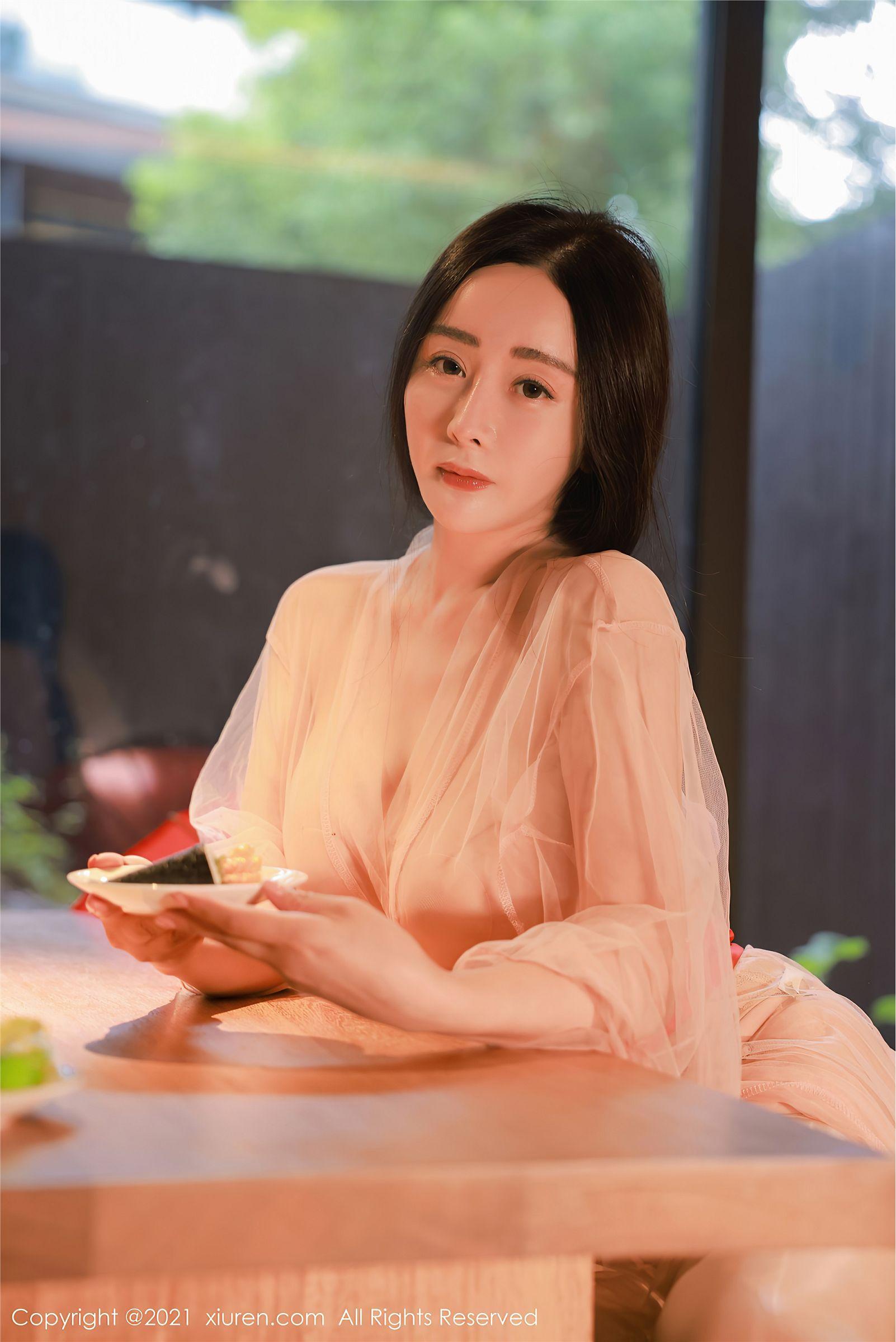 [XIUREN秀人网] 2021.09.27 NO.4002 允爾_p024