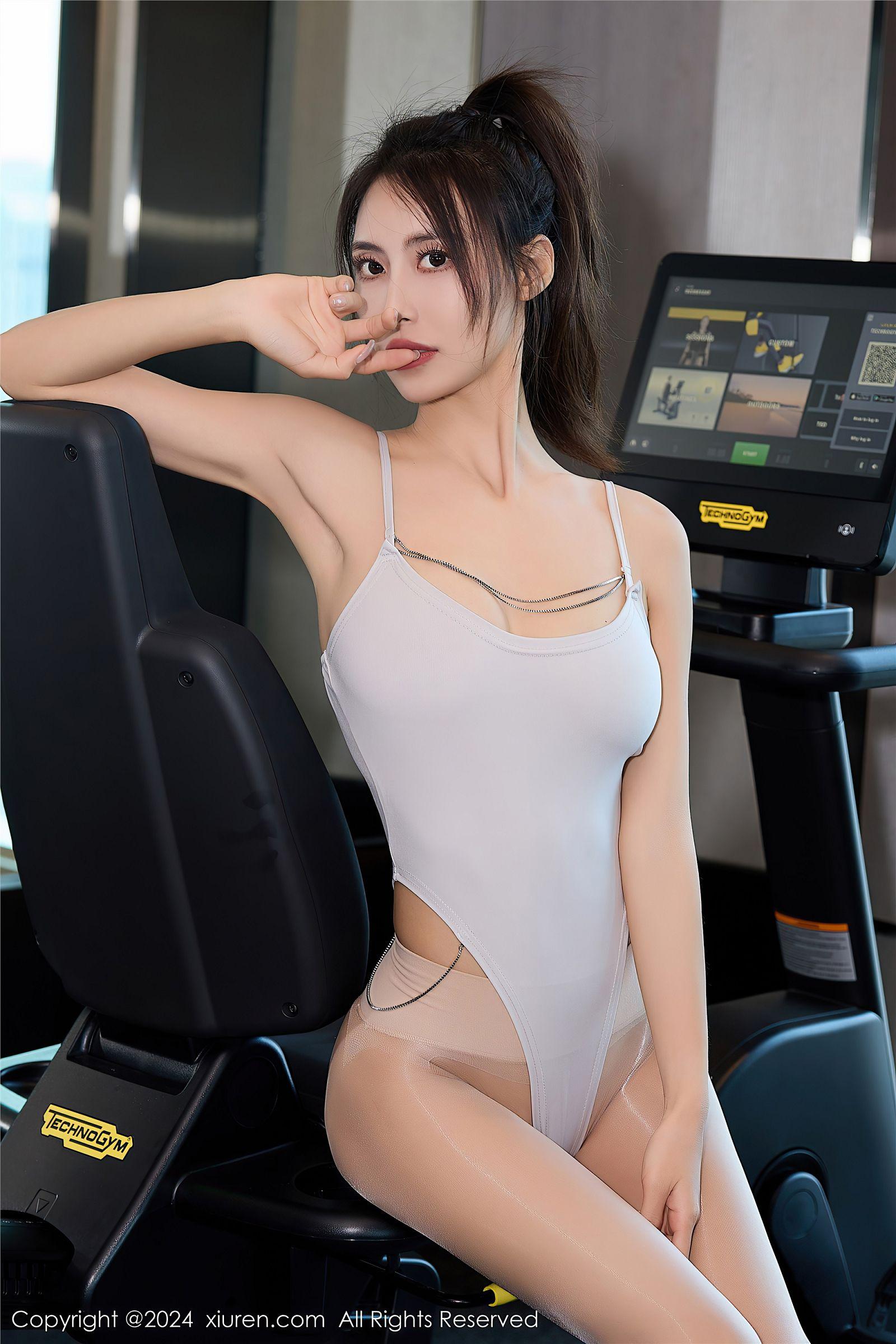[XIUREN秀人网] 2024.01.25 NO.8018 lingyu69_p002