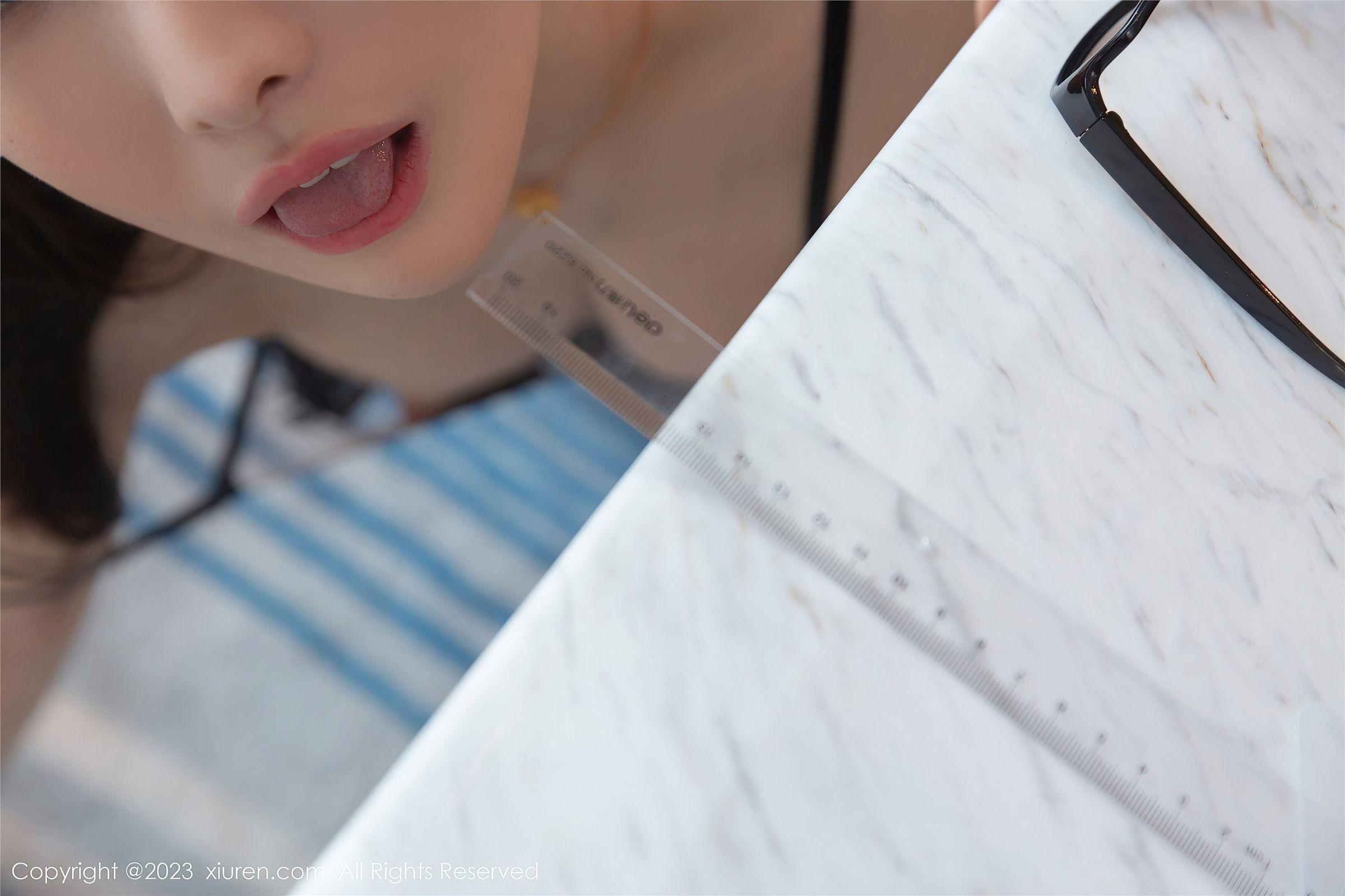 [XIUREN秀人网] 2023.03.07 NO.6376 是小逗逗_p026