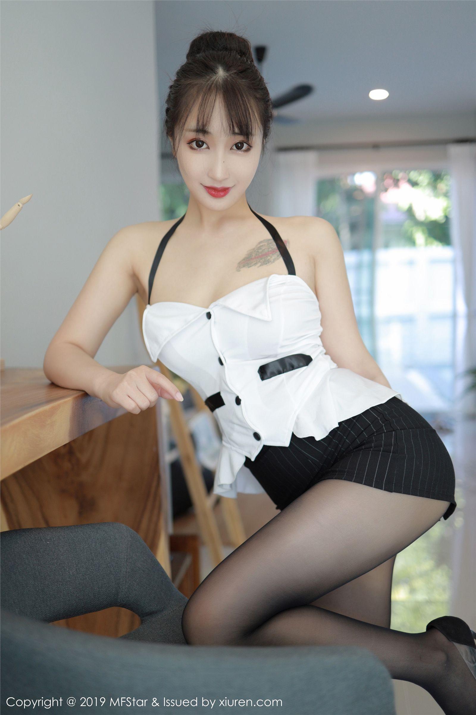 [MFStar模范学院] 2019.12.05 Vol.238 Betty林子欣_p049