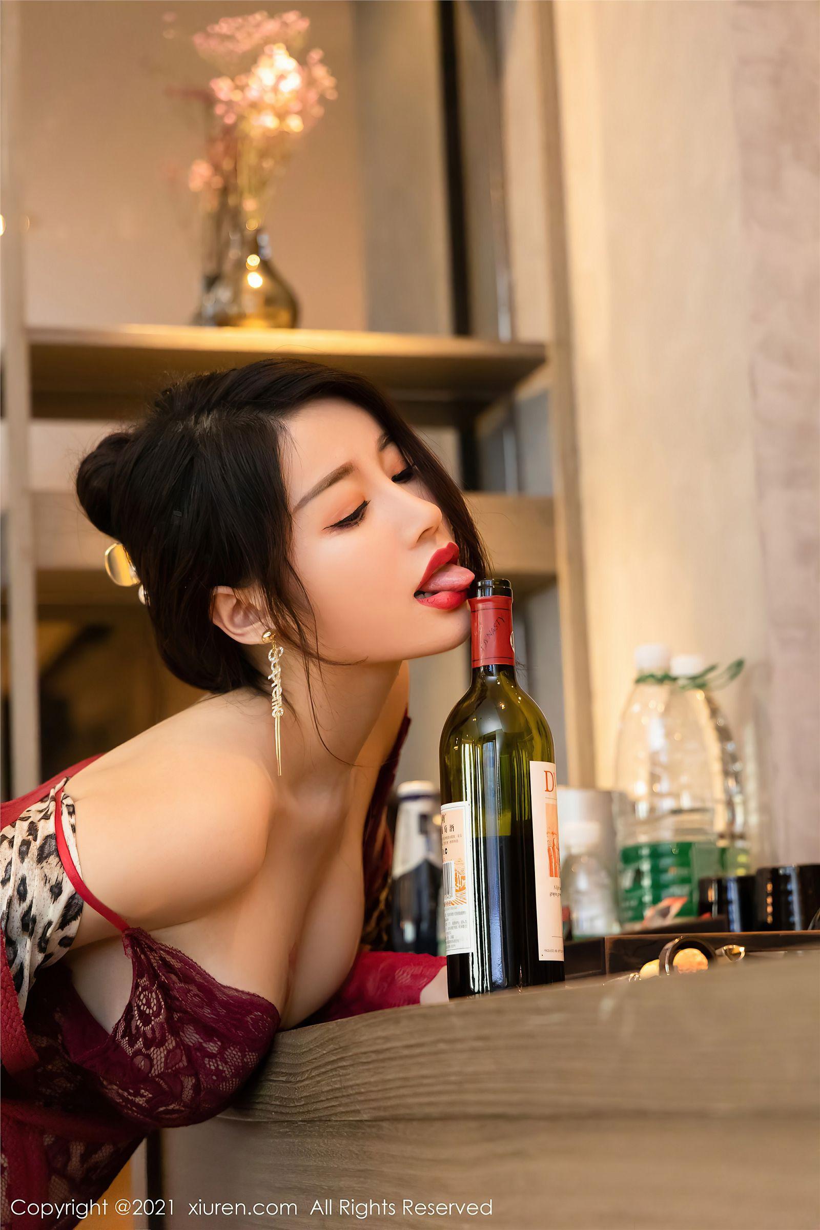 [XIUREN秀人网] 2021.06.30 NO.3605 美七Mia_p043