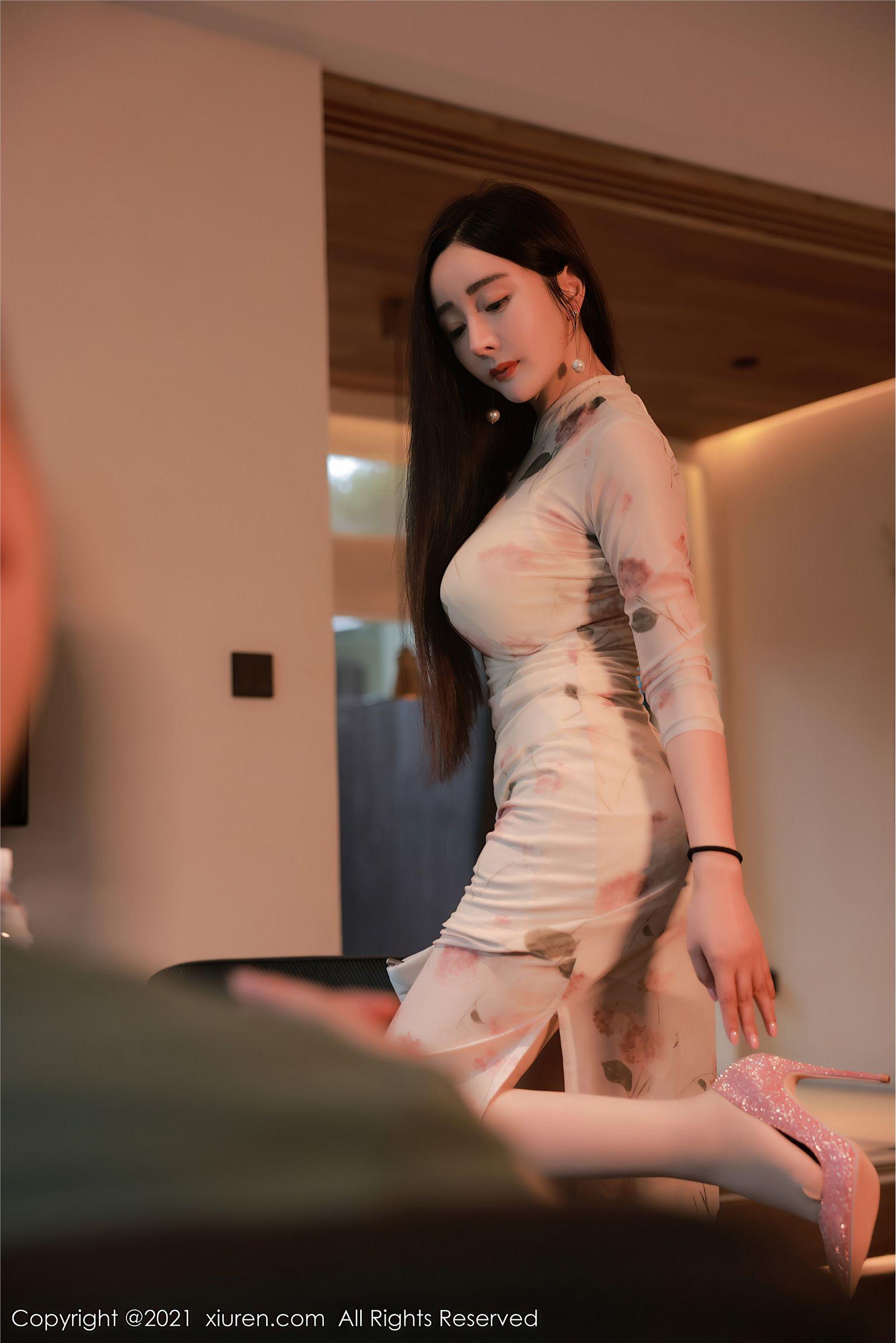 [XIUREN秀人网] 2021.09.27 NO.4002 允爾_p012