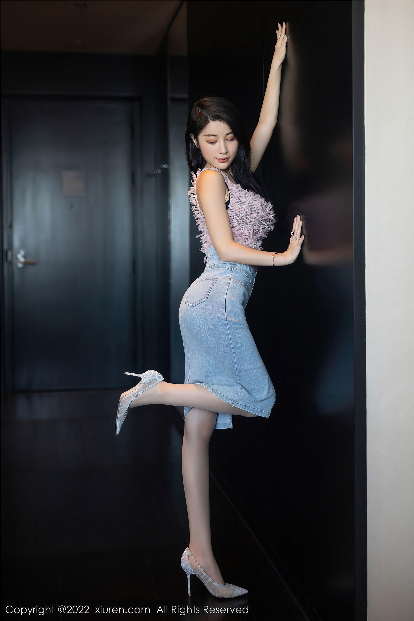 [XIUREN秀人网] 2022.08.25 NO.5489 美七Mia_p004