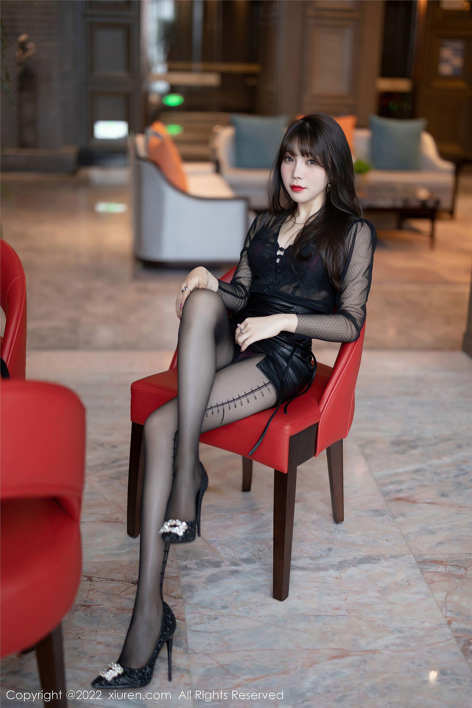 [XIUREN秀人网] 2022.01.13 NO.4462 芝芝Booty_p056