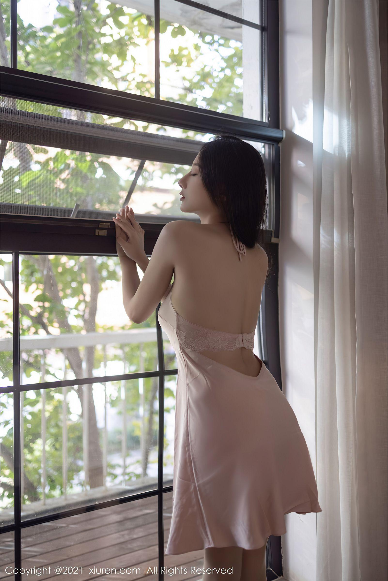 [XIUREN秀人网] 2021.09.28 NO.4006 何嘉颖_p042