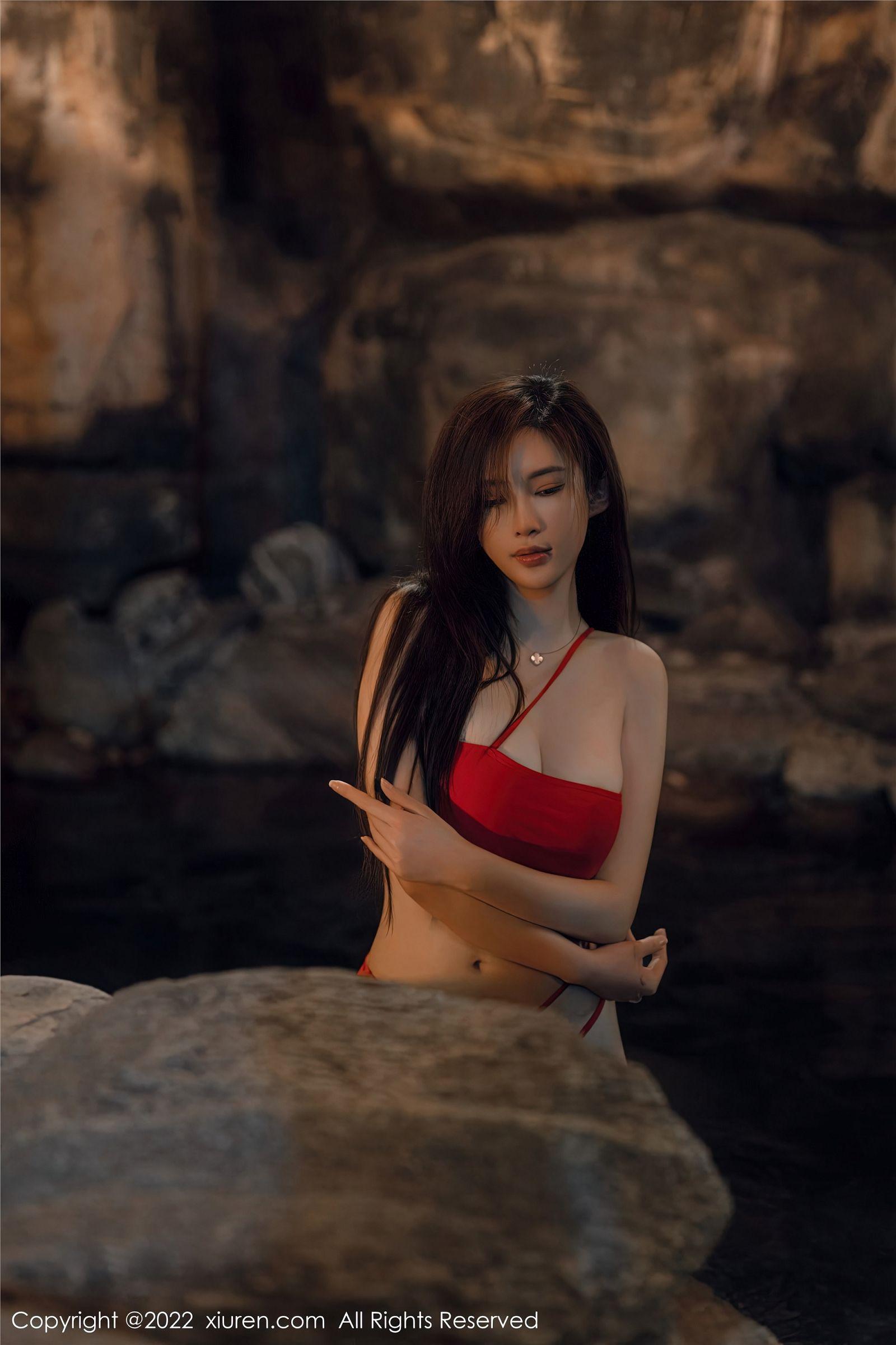 [XIUREN秀人网] 2022.12.19 NO.6014 Carol周妍希_p043