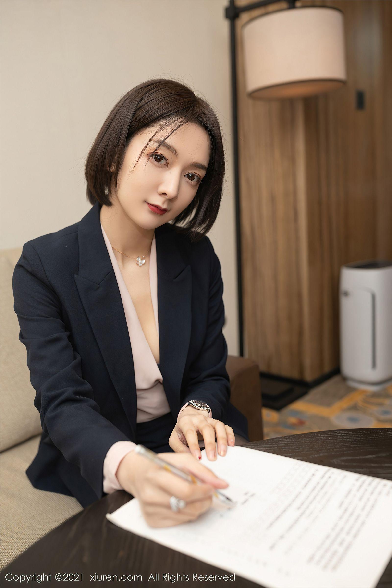 [XIUREN秀人网] 2021.08.02 NO.3745 Angela00_p062