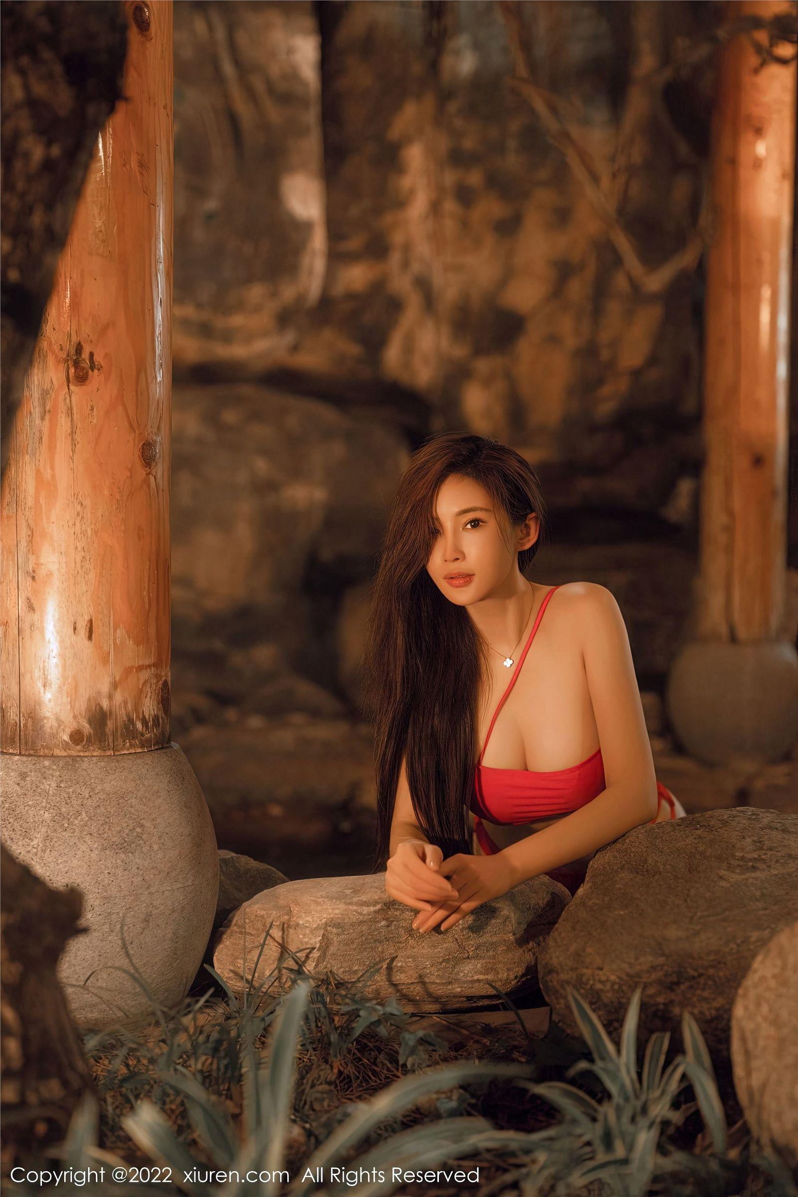 [XIUREN秀人网] 2022.12.19 NO.6014 Carol周妍希_p010