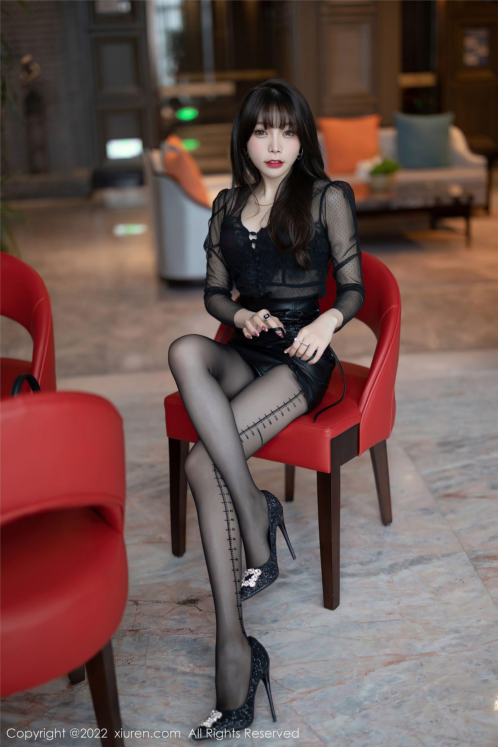 [XIUREN秀人网] 2022.01.13 NO.4462 芝芝Booty_p023