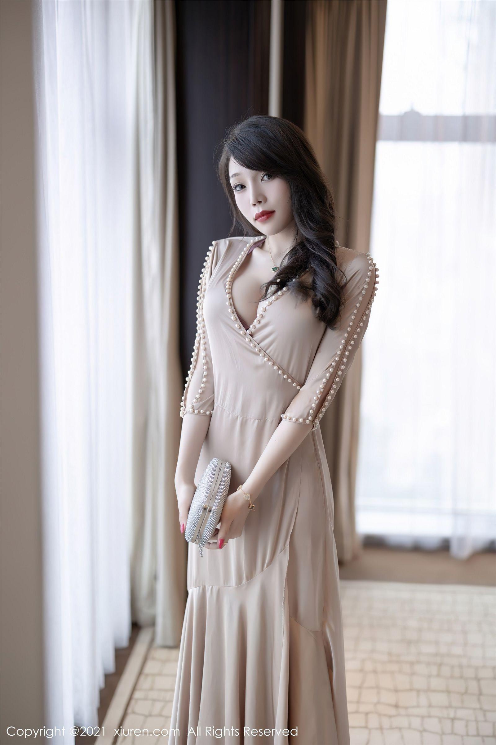 [XIAOYU画语界] 2021.09.13 NO.613 芝芝Booty_p001