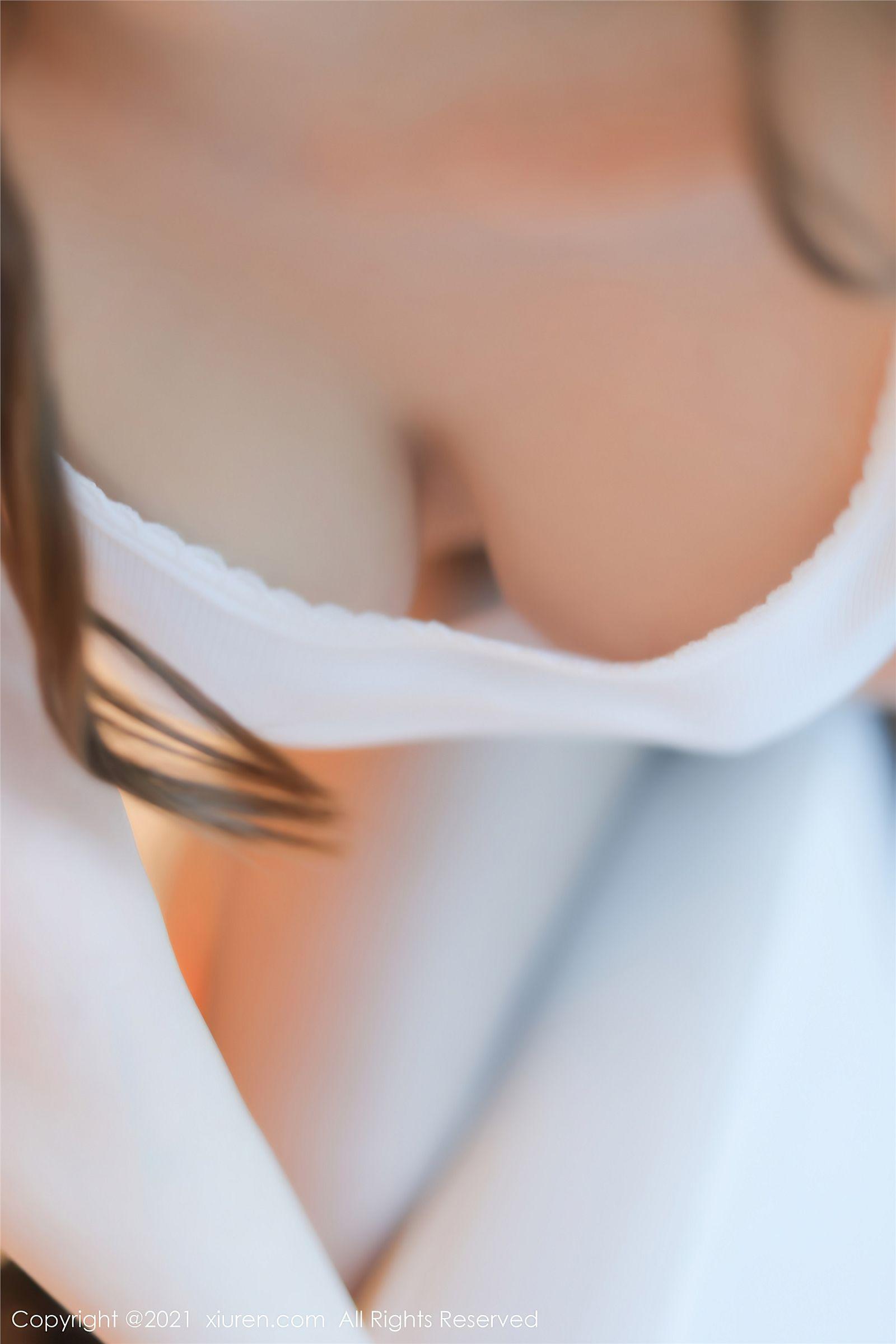 [XIUREN秀人网] 2021.10.25 NO.4106 豆瓣酱_p044