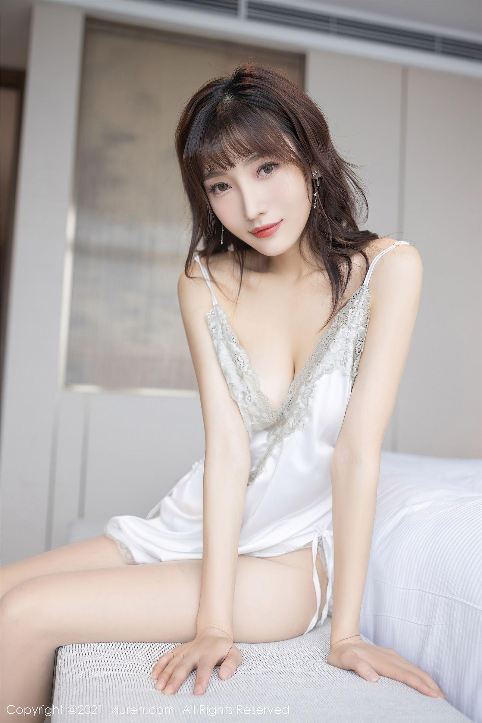 [XIUREN秀人网] 2021.08.26 NO.3861 陆萱萱_p008