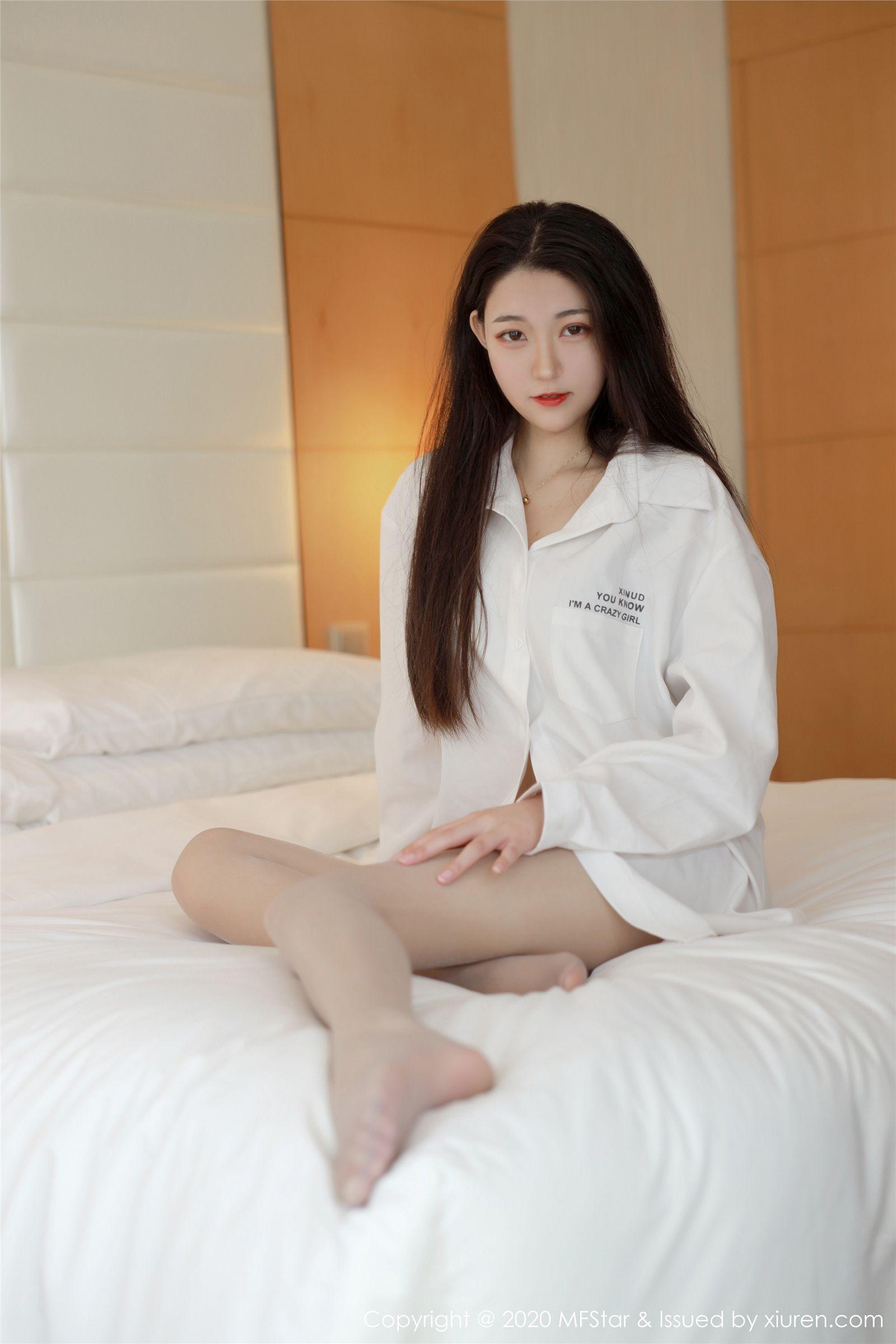 [MFStar模范学院] 2020.05.04 VOL.321 Laura张小妮_p001