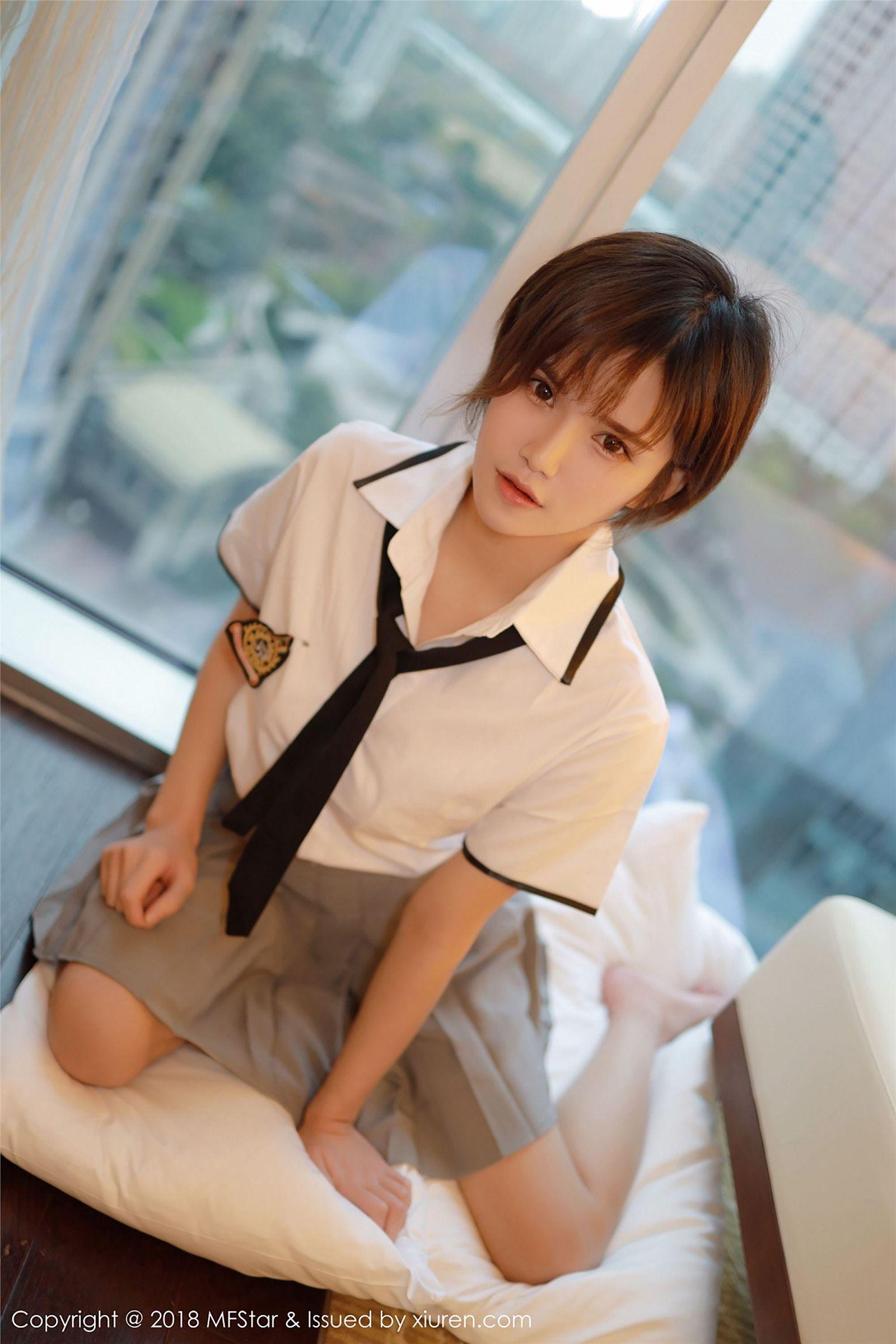 [模范学院美女] 2018.12.28 Vol.172 小姿2002_p039