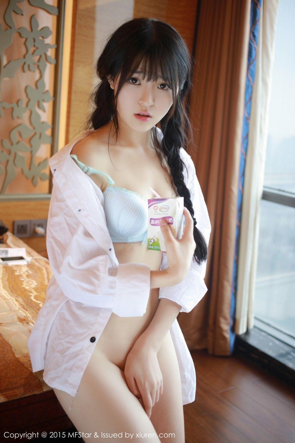 [模范学院美女] 2015.09.30 Vol.025 伊小七MoMo_p041