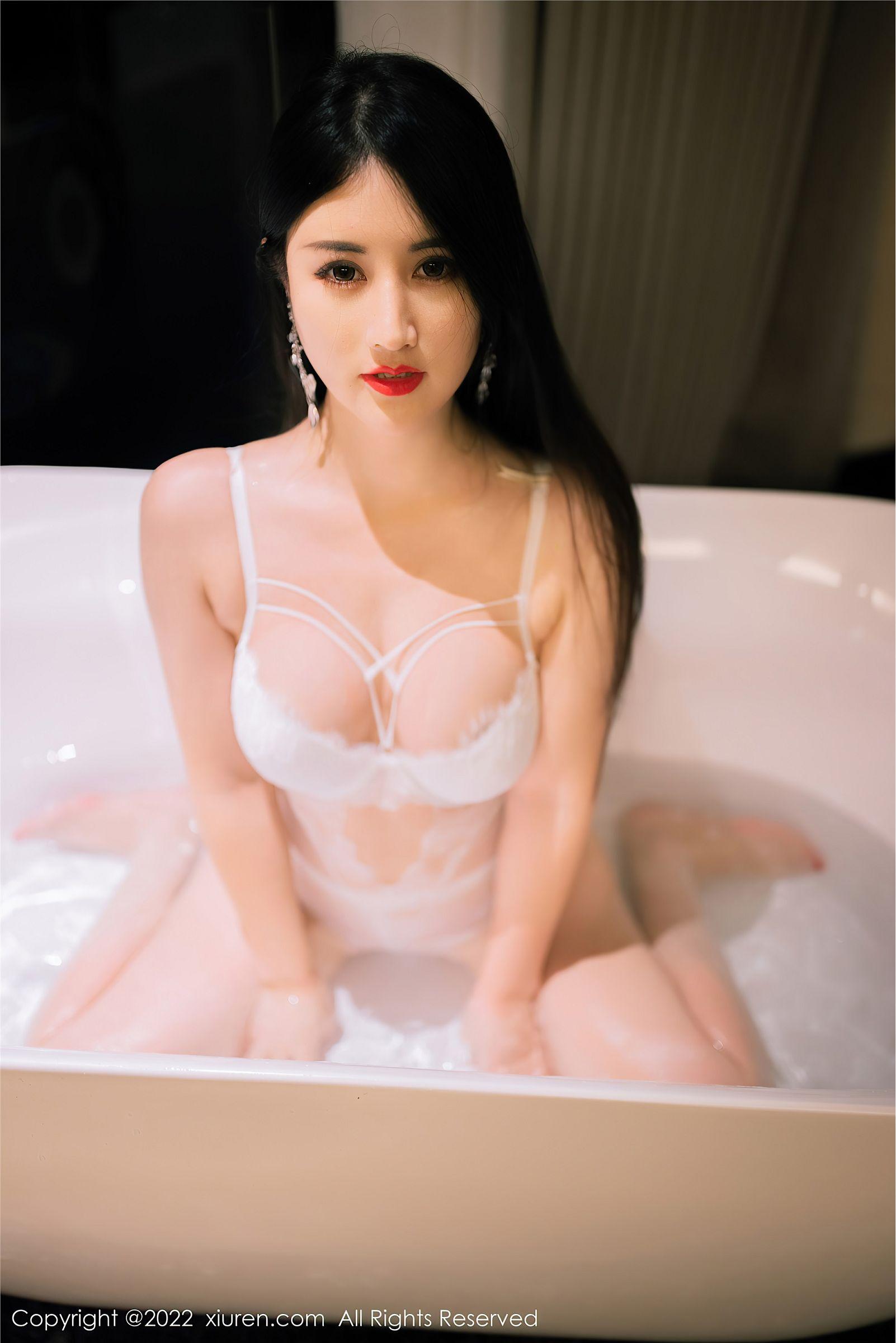 [XIUREN秀人网] 2022.01.18 NO.4476 诗诗kiki_p021