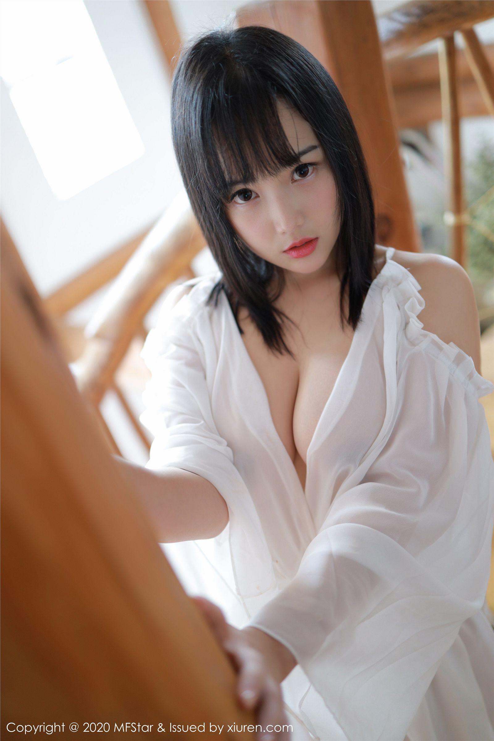 [MFStar模范学院] 2020.01.19 Vol.260 徐微微mia_p022