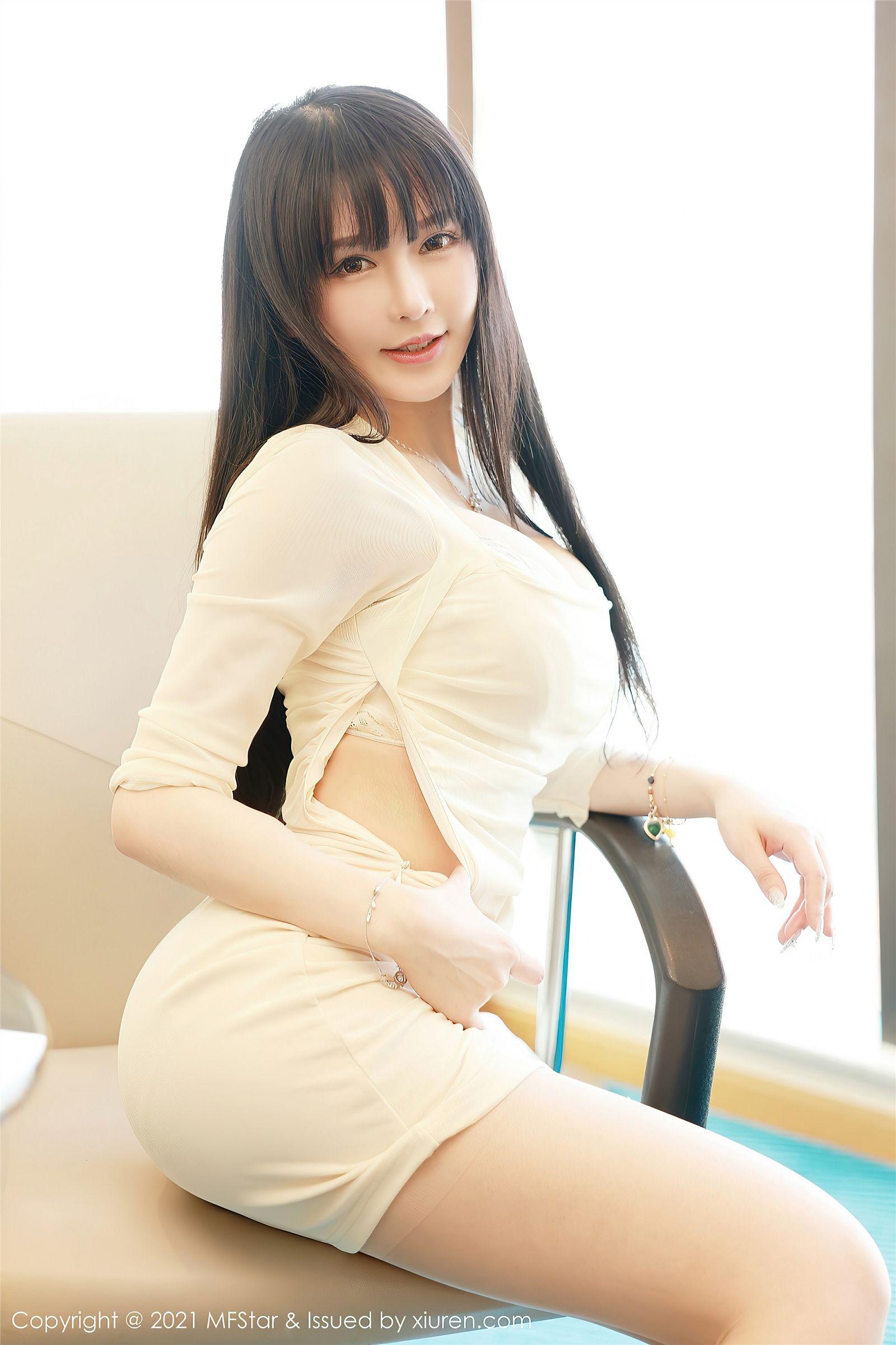 [MFStar模范学院] 2021.03.22 NO.472 玉兔miki_p034