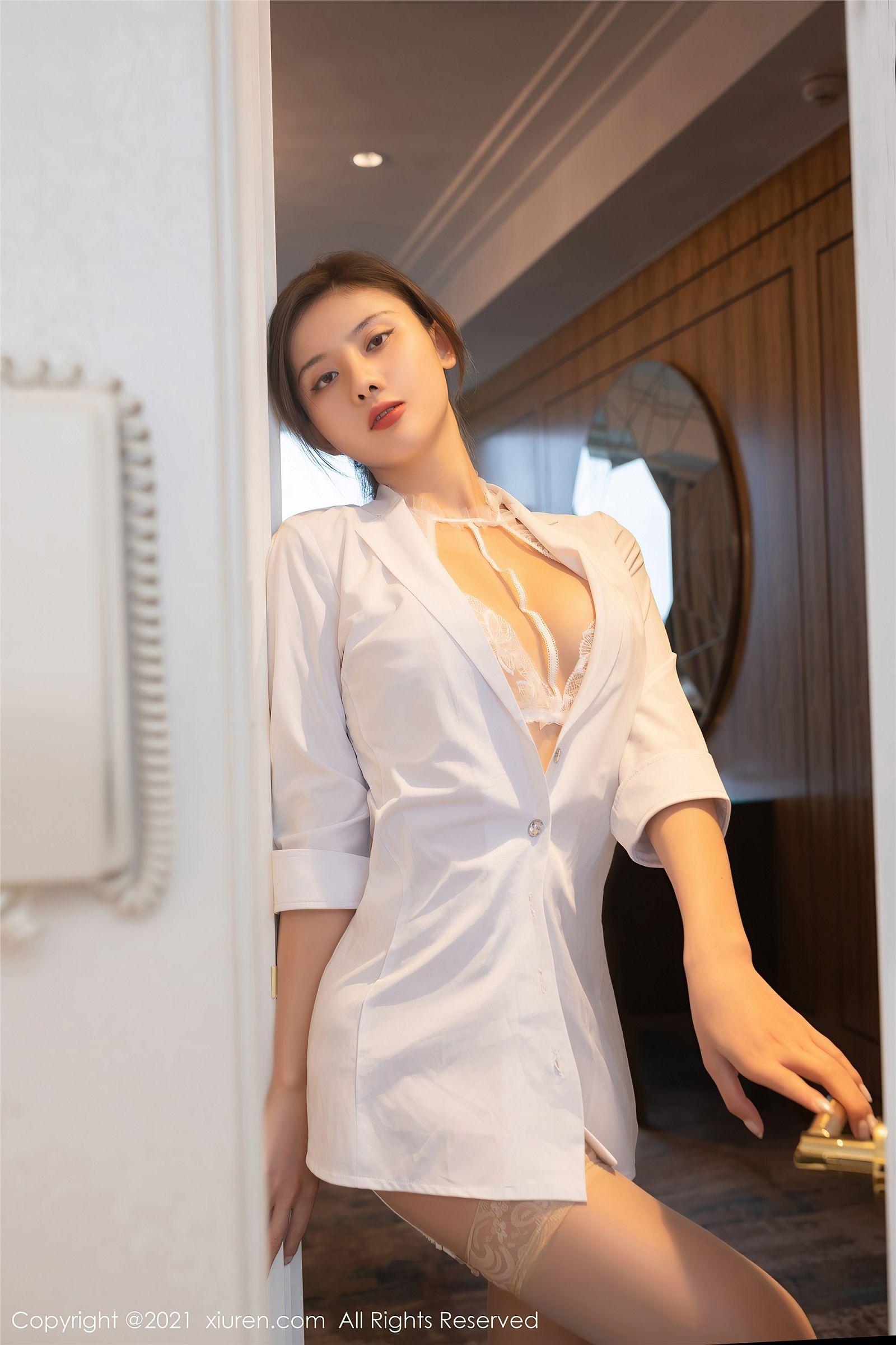 [XIUREN秀人网] 2021.04.27 NO.3355 就是阿朱啊_p001