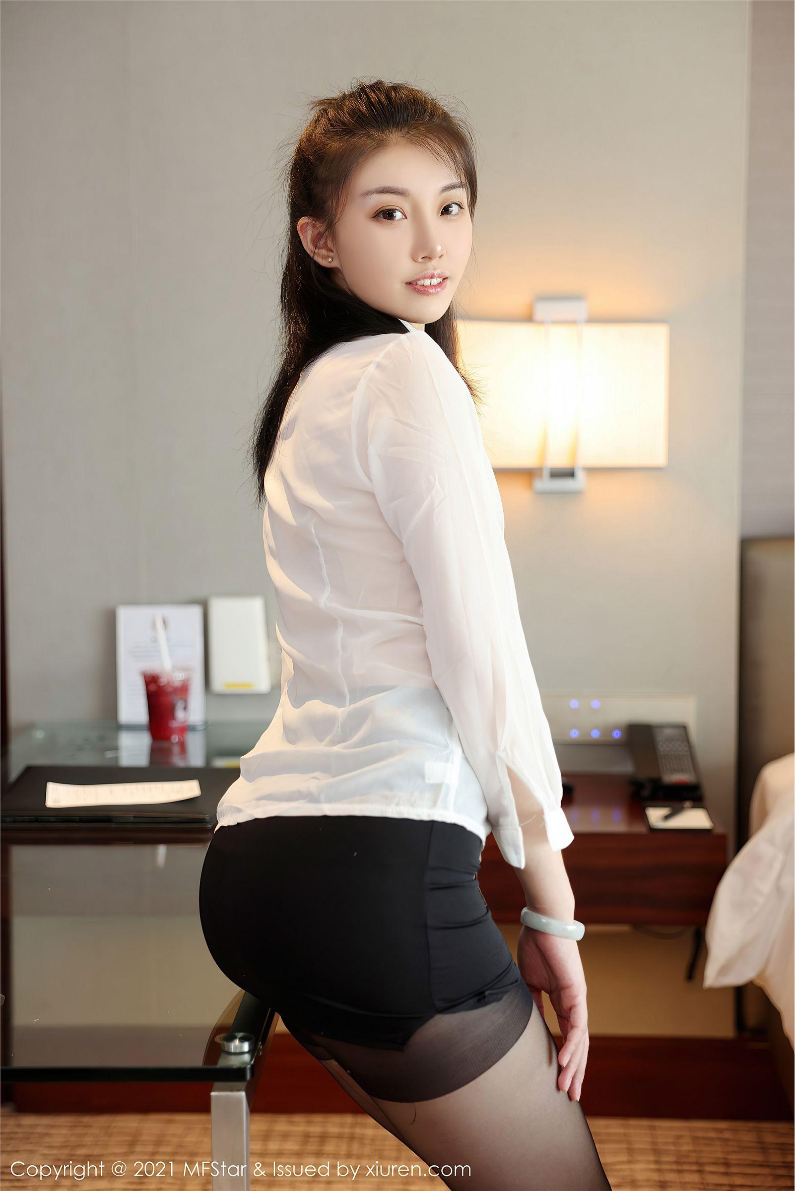 [MFStar模范学院] 2021.08.09 NO.523 一颗甜蛋黄a_p015