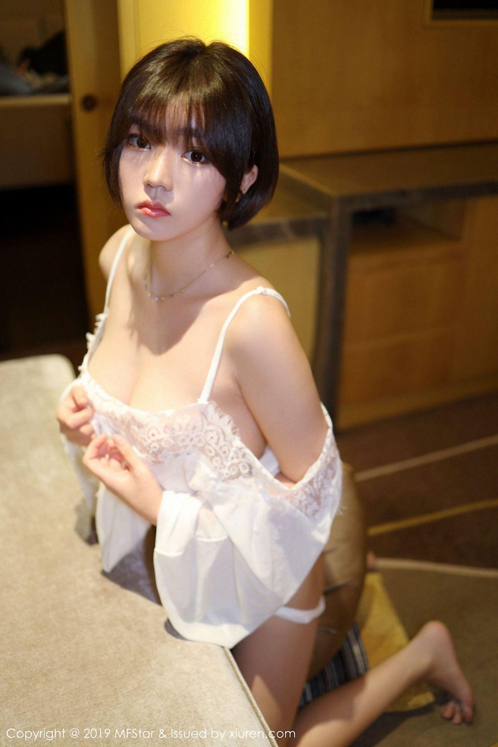 [模范学院美女] 2019.04.01 Vol.183 blueblue77_p003