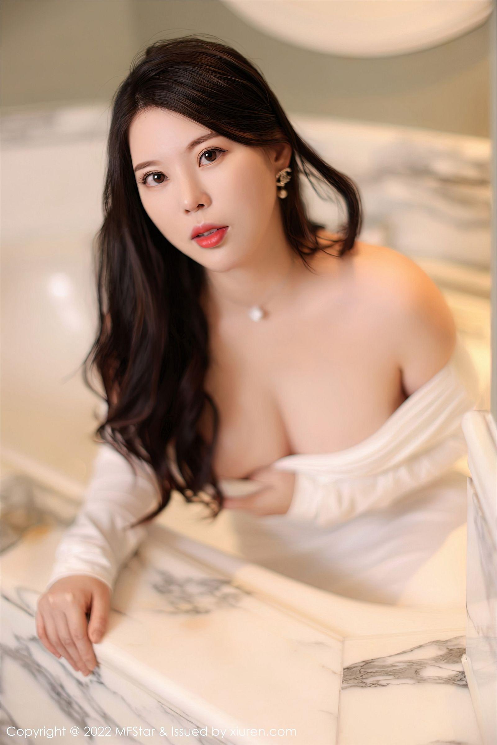 [MFStar模范学院] 2022.12.28 NO.576 白茹雪_p051