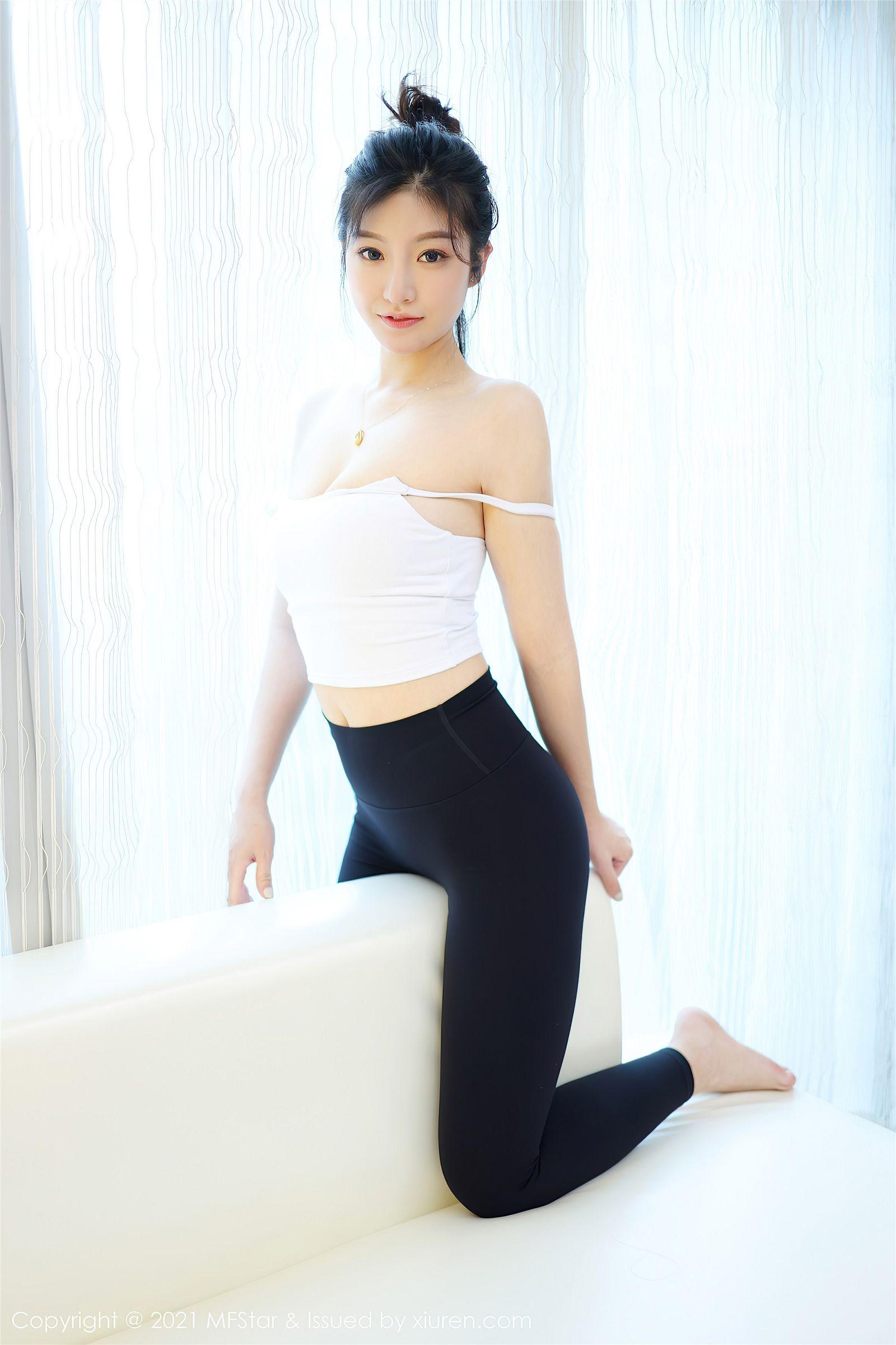 [MFStar模范学院] 2021.04.15 NO.482 人间荒糖_p003