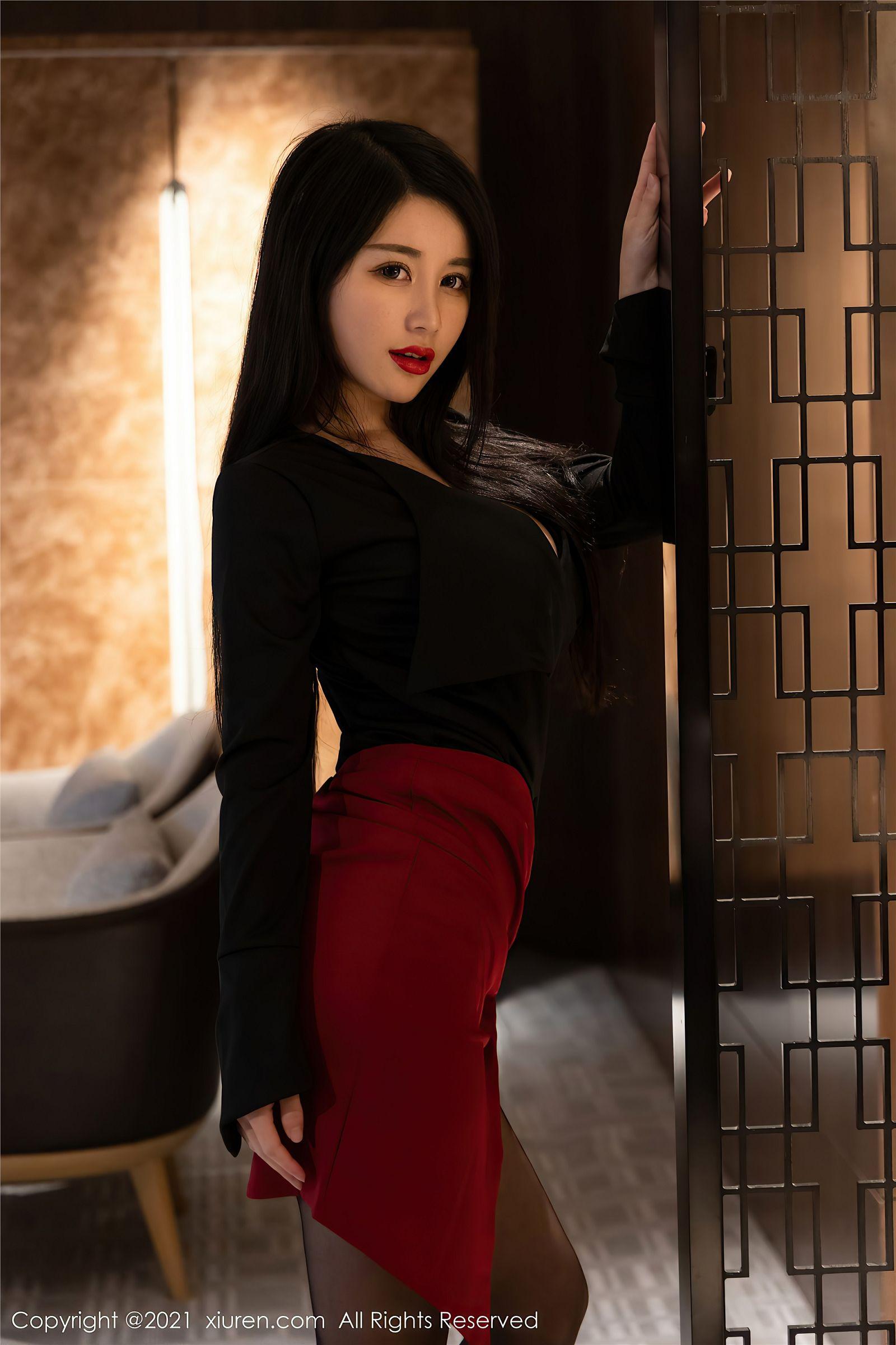 [XIUREN秀人网] 2021.11.01 NO.4143 美七Mia_p034