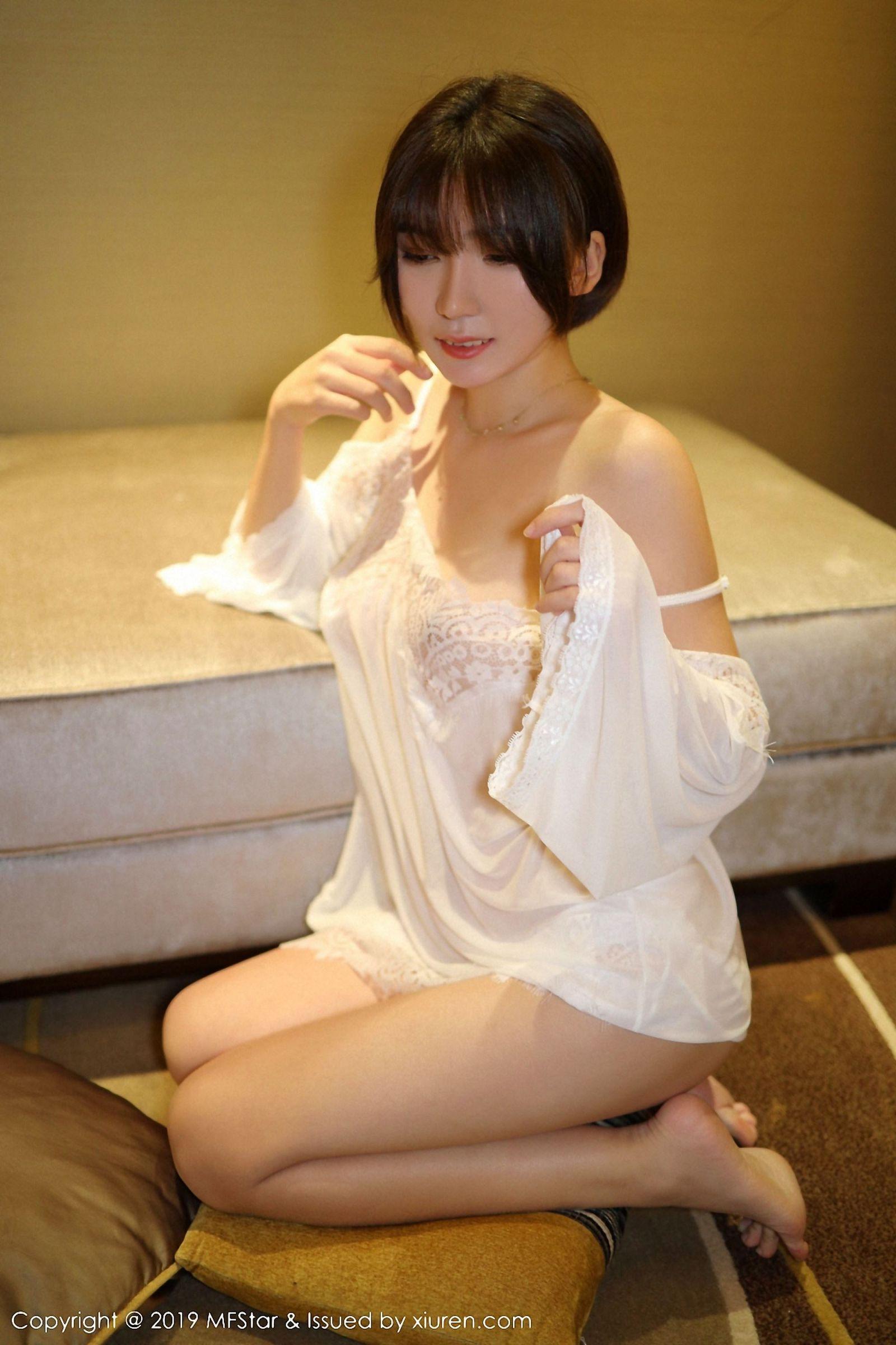 [模范学院美女] 2019.04.01 Vol.183 blueblue77_p004