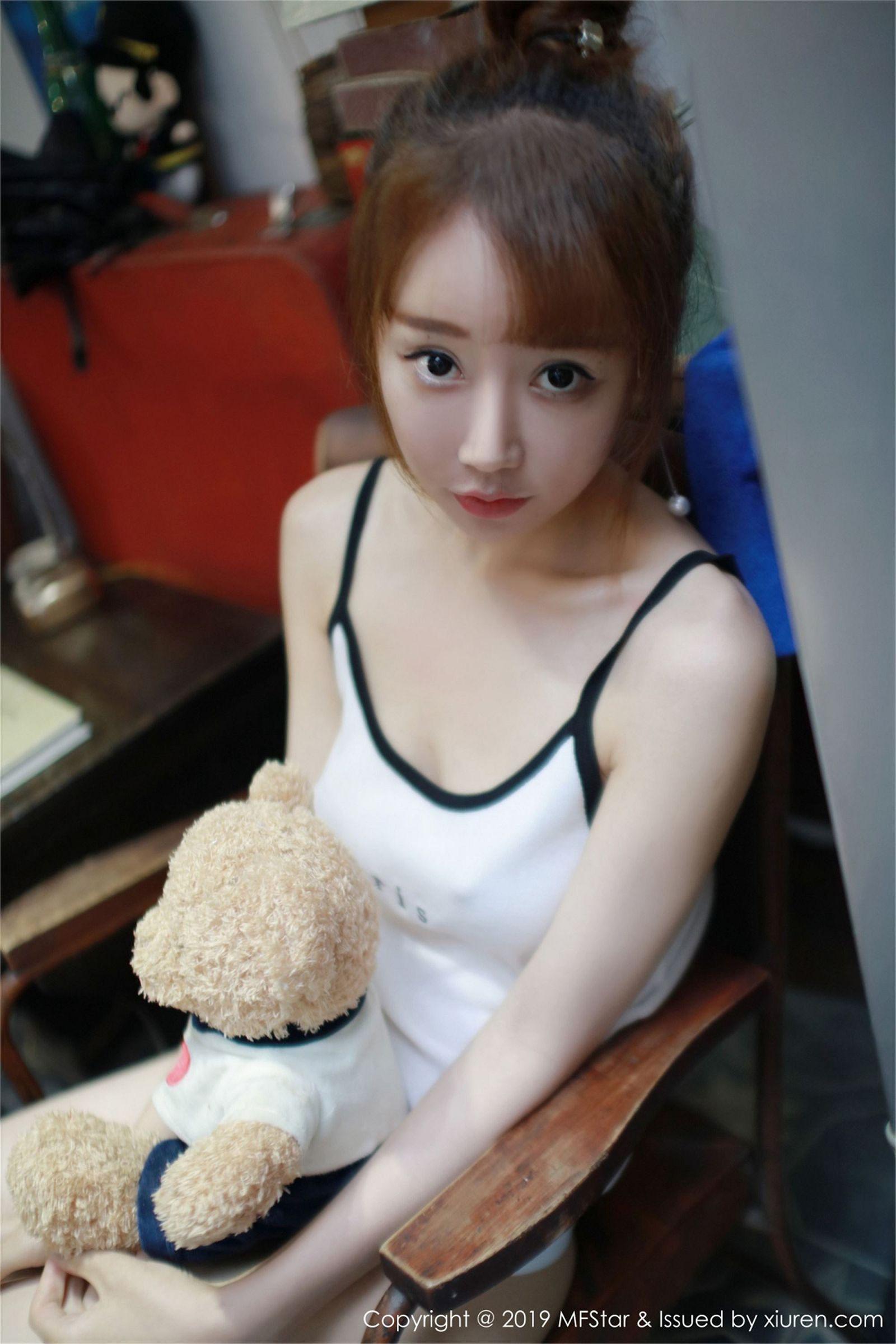 [MFStar模范学院] 2019.04.28 Vol.188 夏笑笑Summer_p038