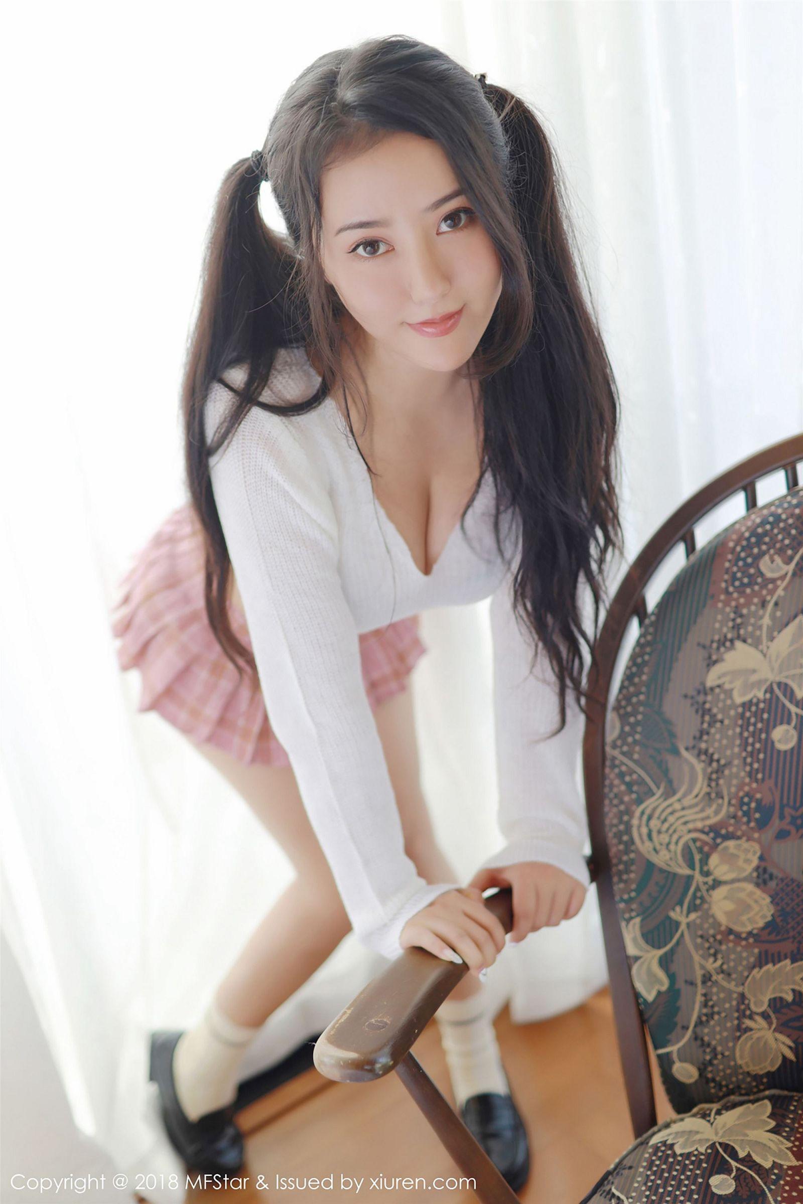 [模范学院美女] 2018.12.10 Vol.168 Manuela玛鲁娜_p032