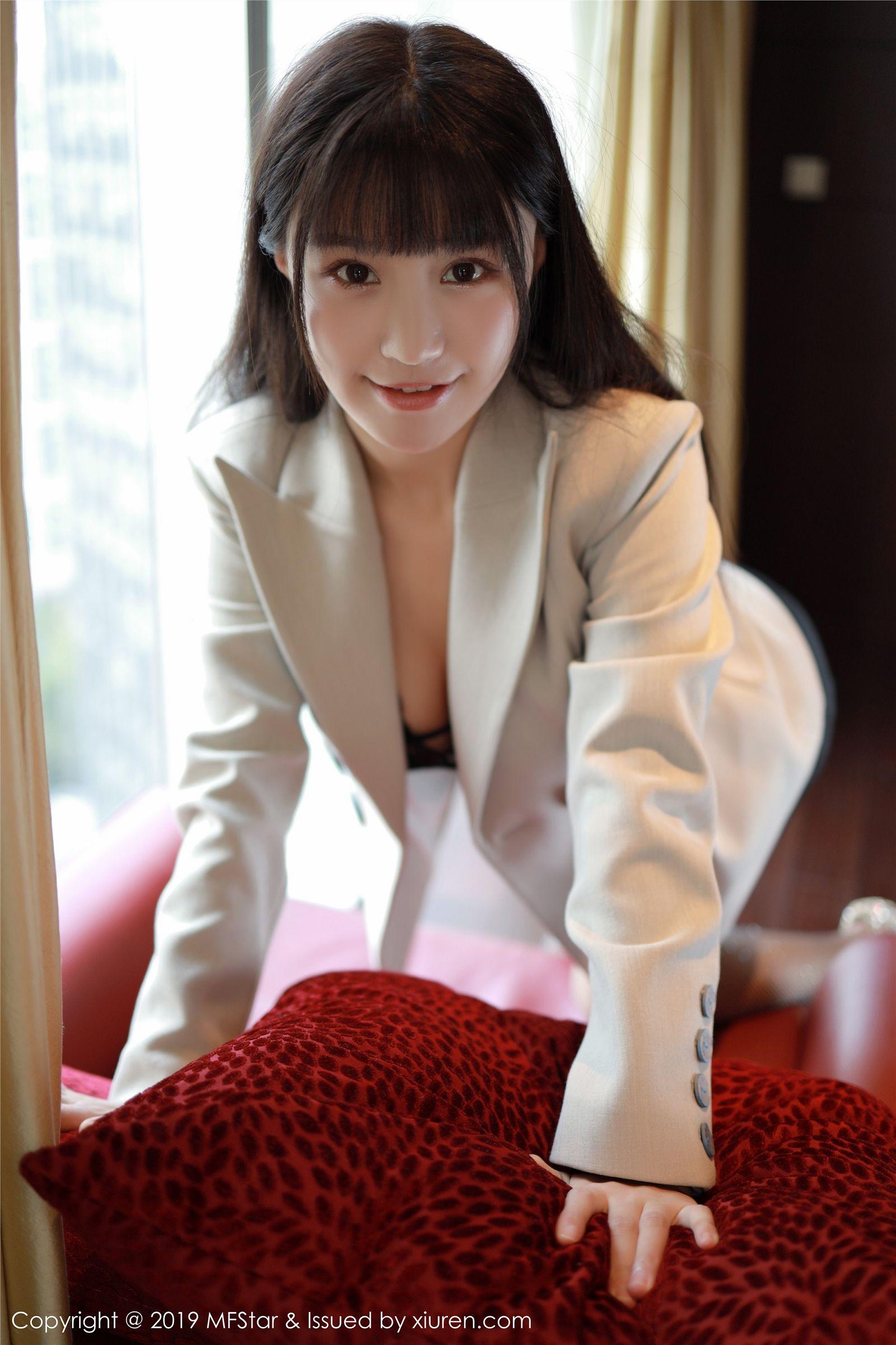 [MFStar模范学院] 2019.10.28 VOL.224 Flower朱可_儿_p005