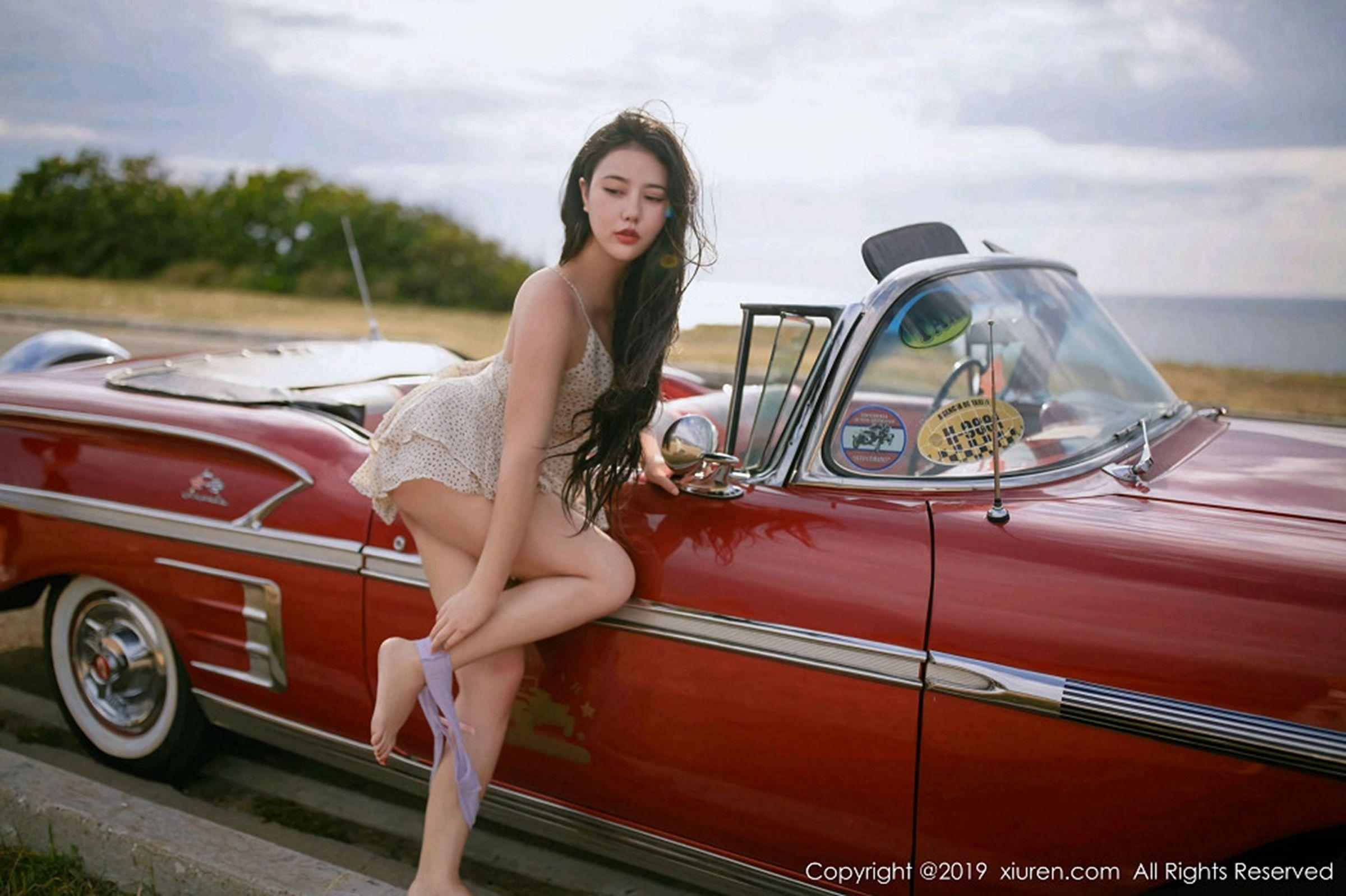 [XIUREN秀人网] 2019.05.21 N0.1463 Manuela玛鲁娜_p016