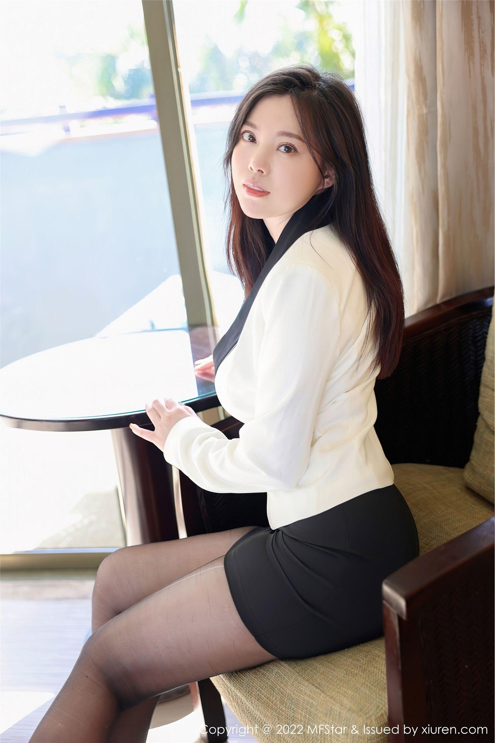 [MFStar模范学院] 2022.01.24 NO.549 白茹雪_p015