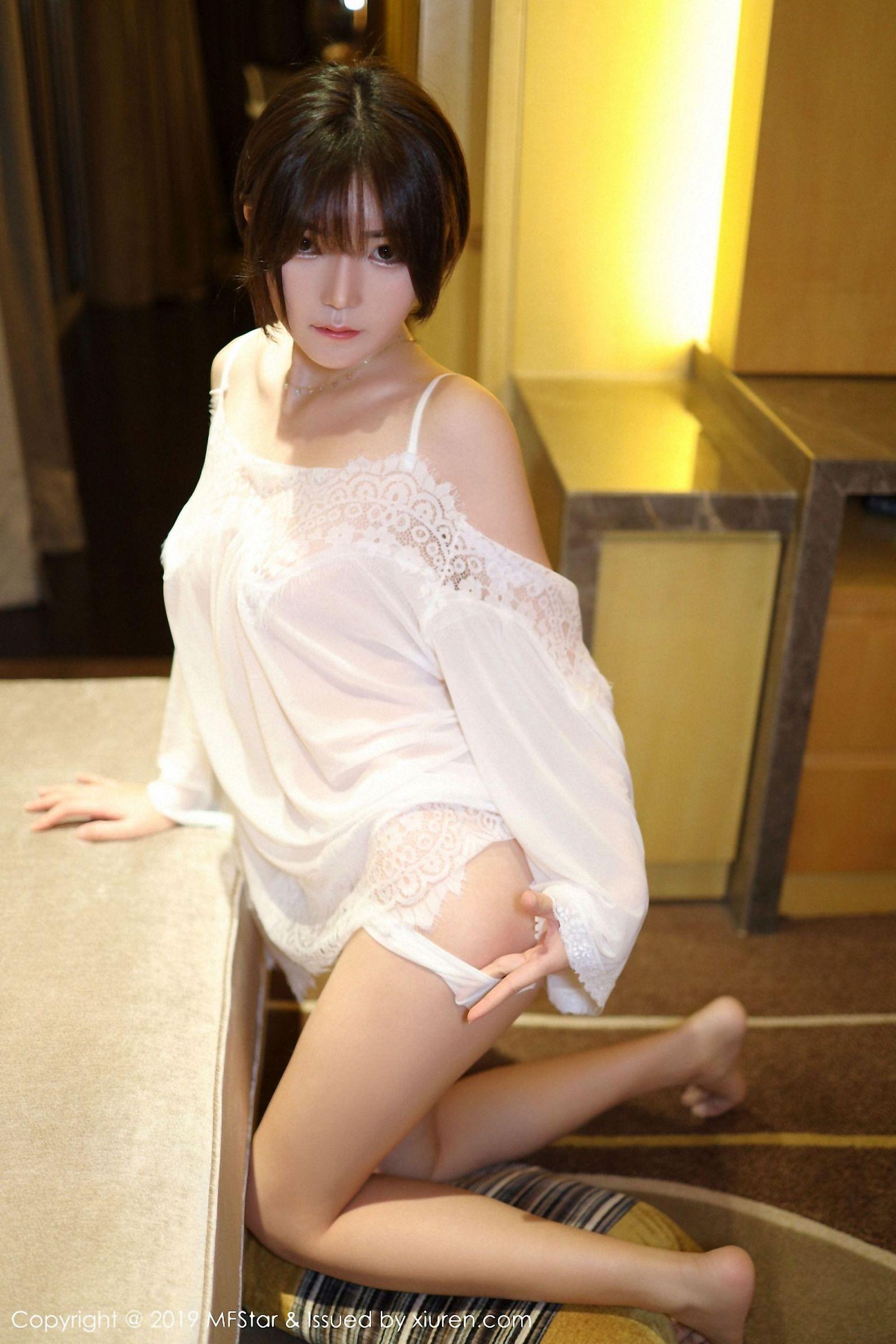 [模范学院美女] 2019.04.01 Vol.183 blueblue77_p021