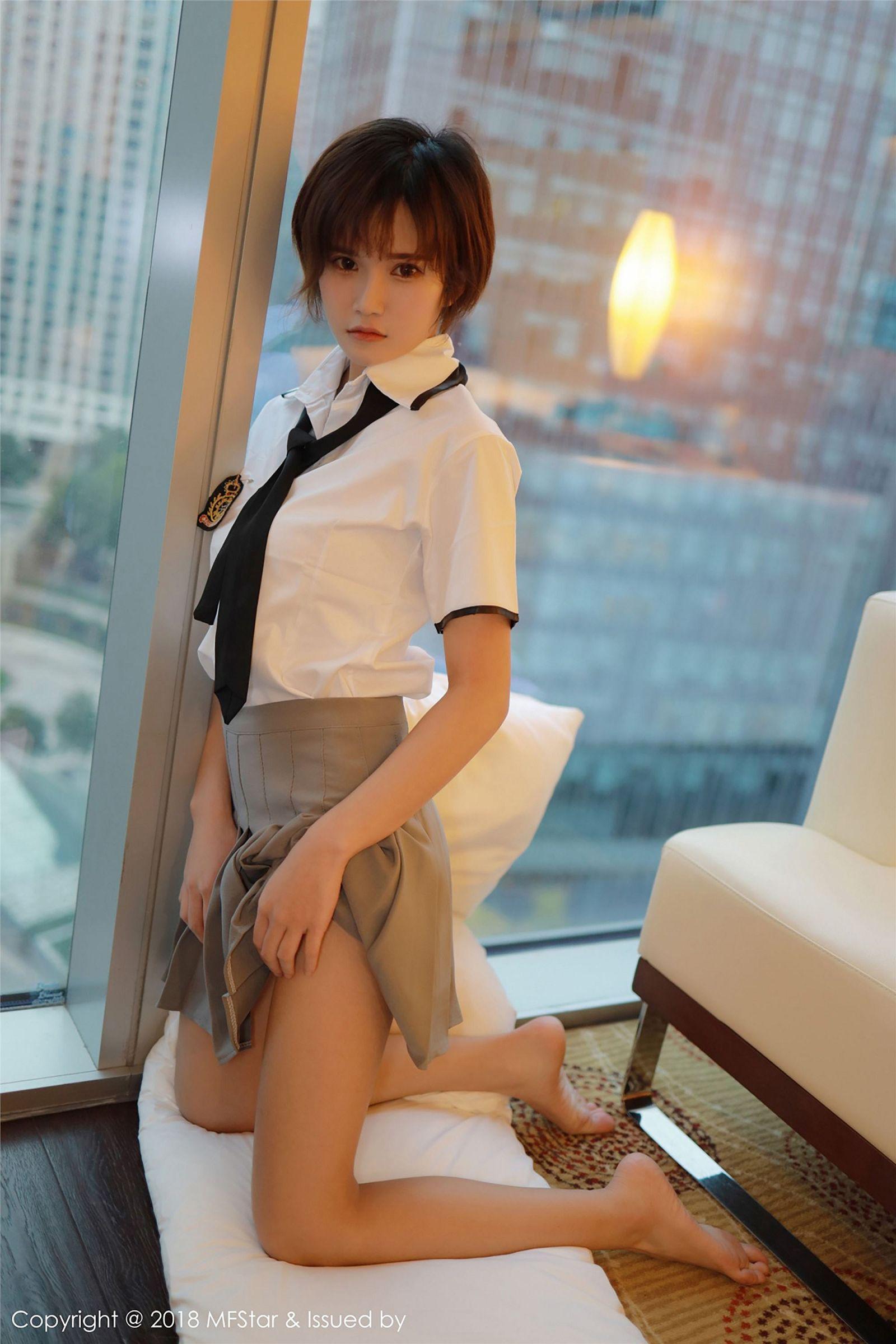 [模范学院美女] 2018.12.28 Vol.172 小姿2002_p012