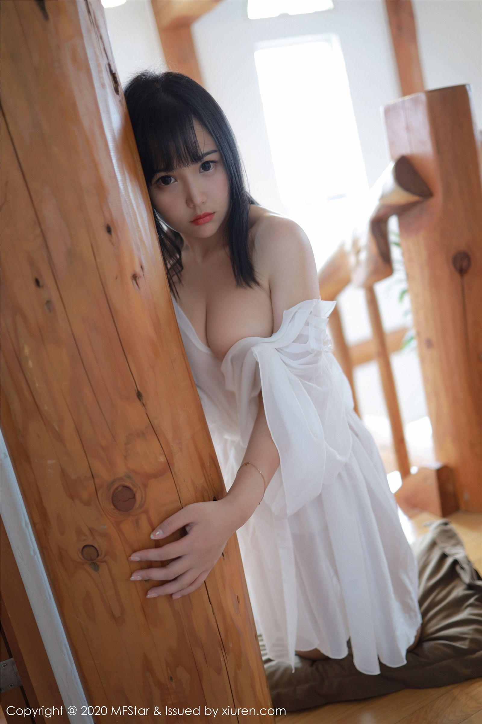 [MFStar模范学院] 2020.01.19 Vol.260 徐微微mia_p018