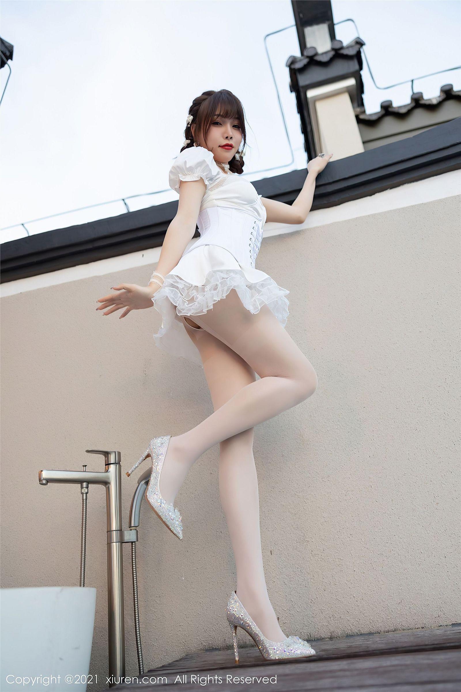 [XIUREN秀人网] 2021.09.26 NO.3998 芝芝Booty_p062