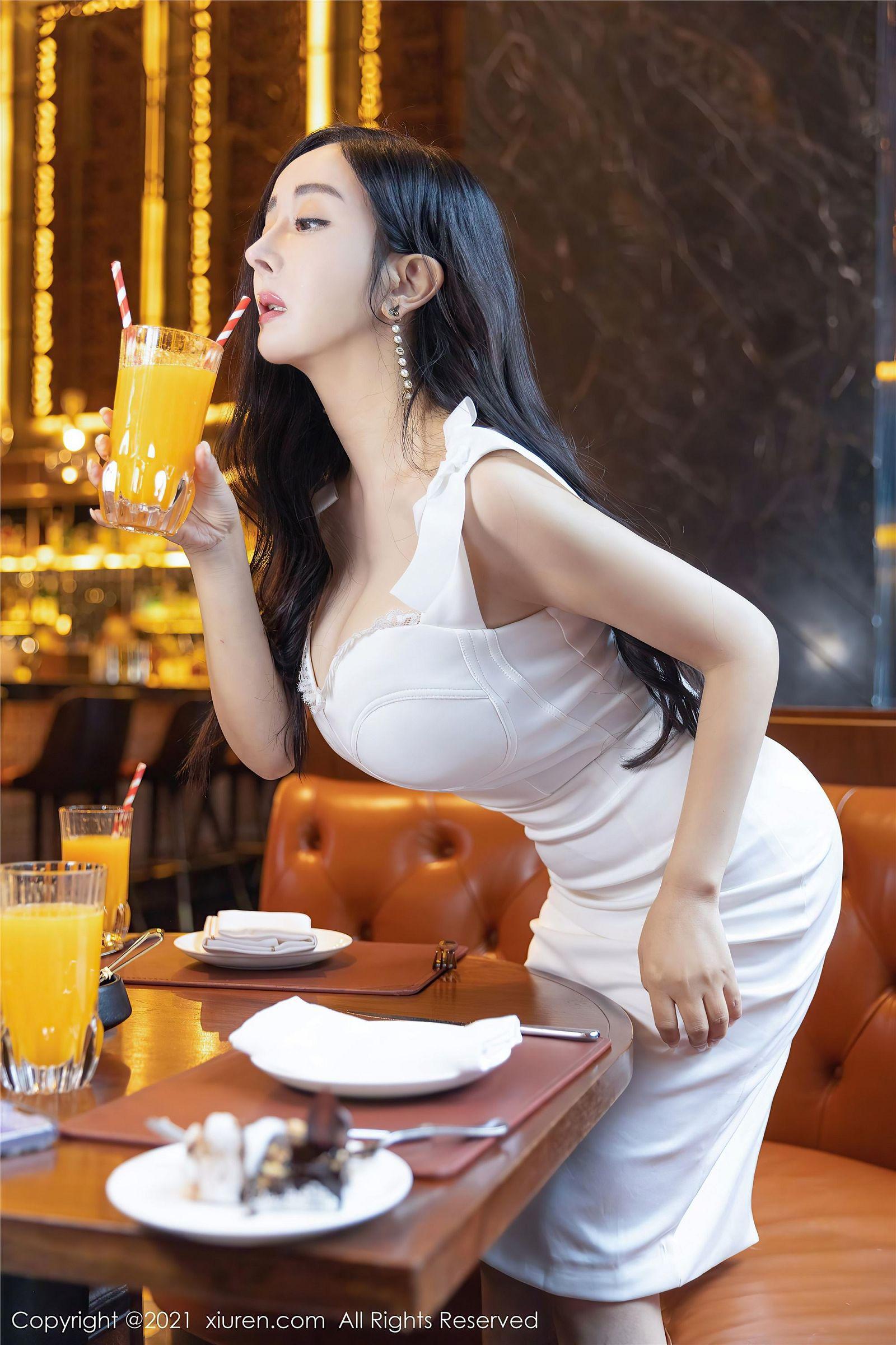 [XIUREN秀人网] 2021.11.02 NO.4155 允爾_p003